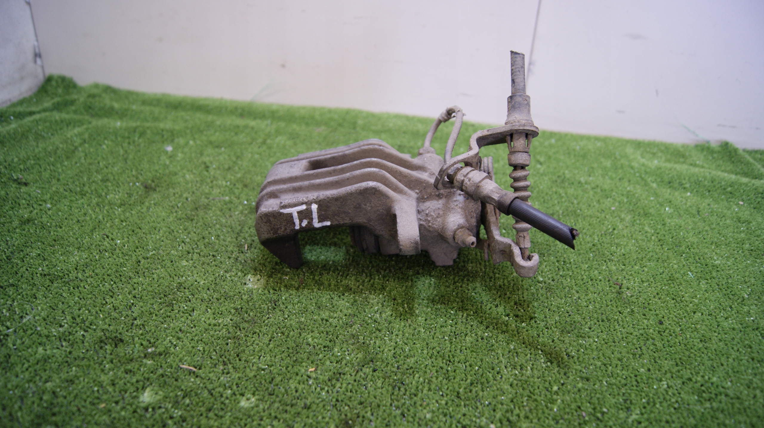 caliper brake left rear part rear VOLKSWAGEN GOLF 5