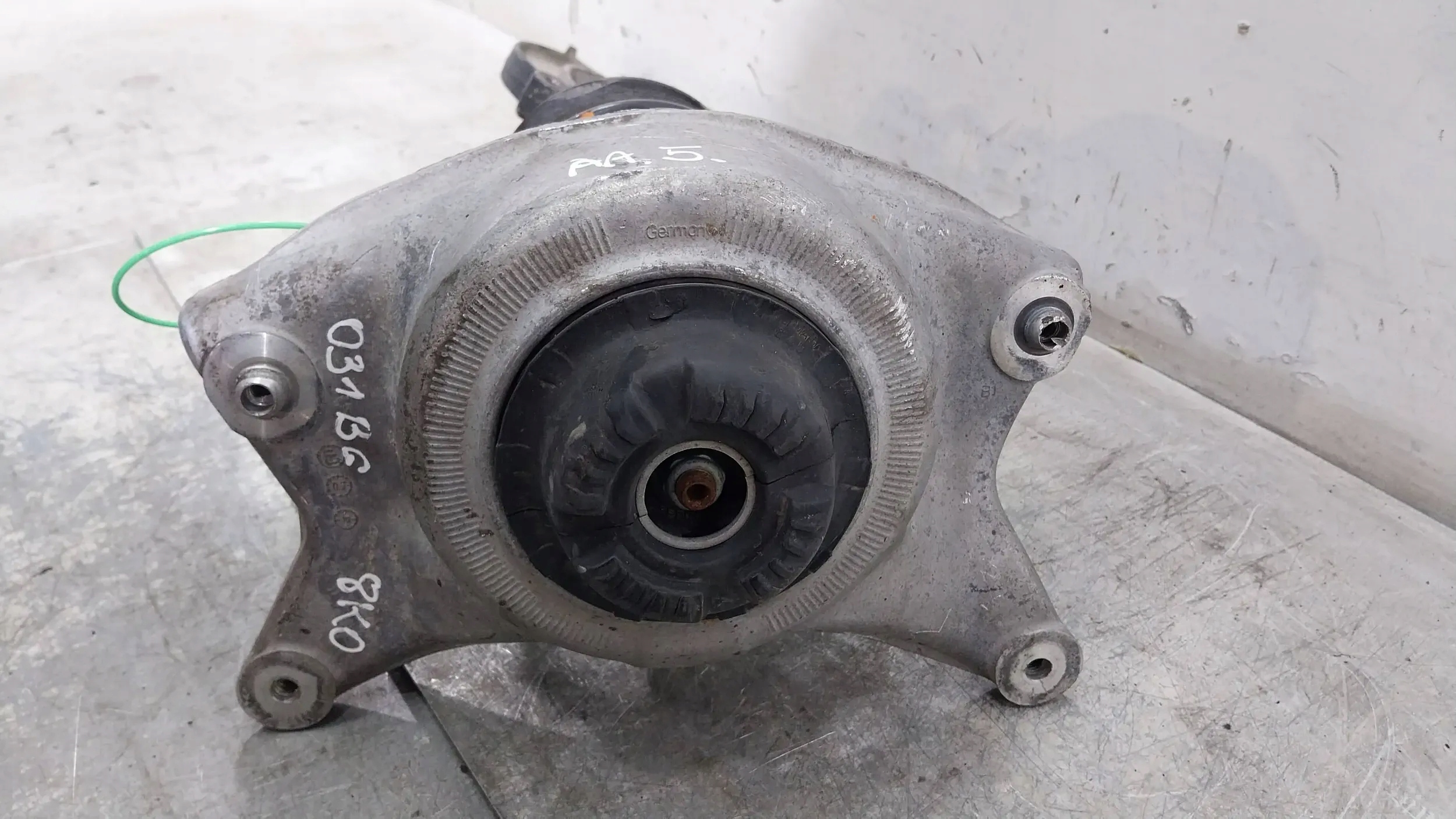 shock absorber front left 8K0413031BG AUDI A4 B8 A5 Q5