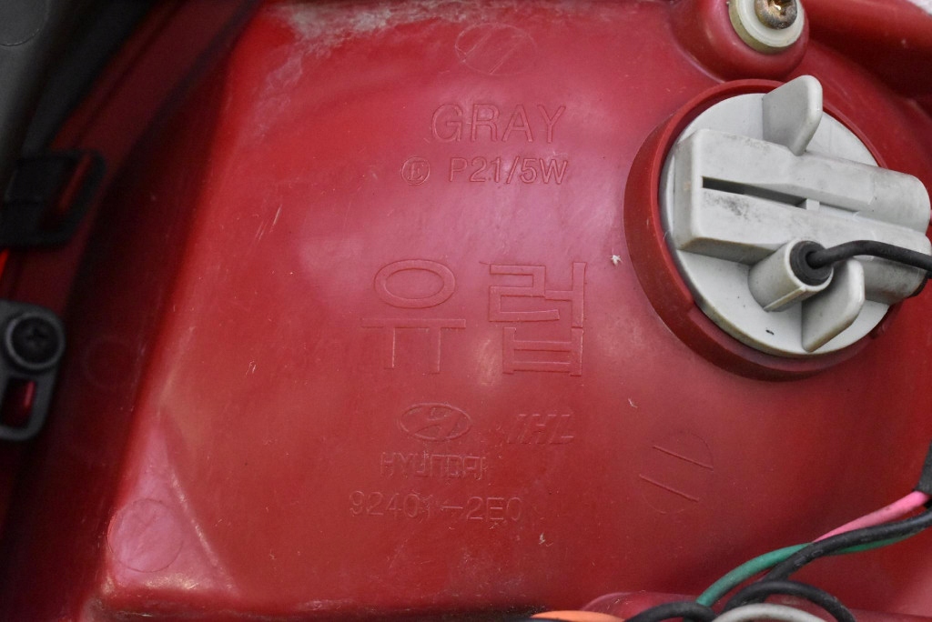 light left rear part rear 92401-2E0 HYUNDAI TUCSON 1 and 04-10