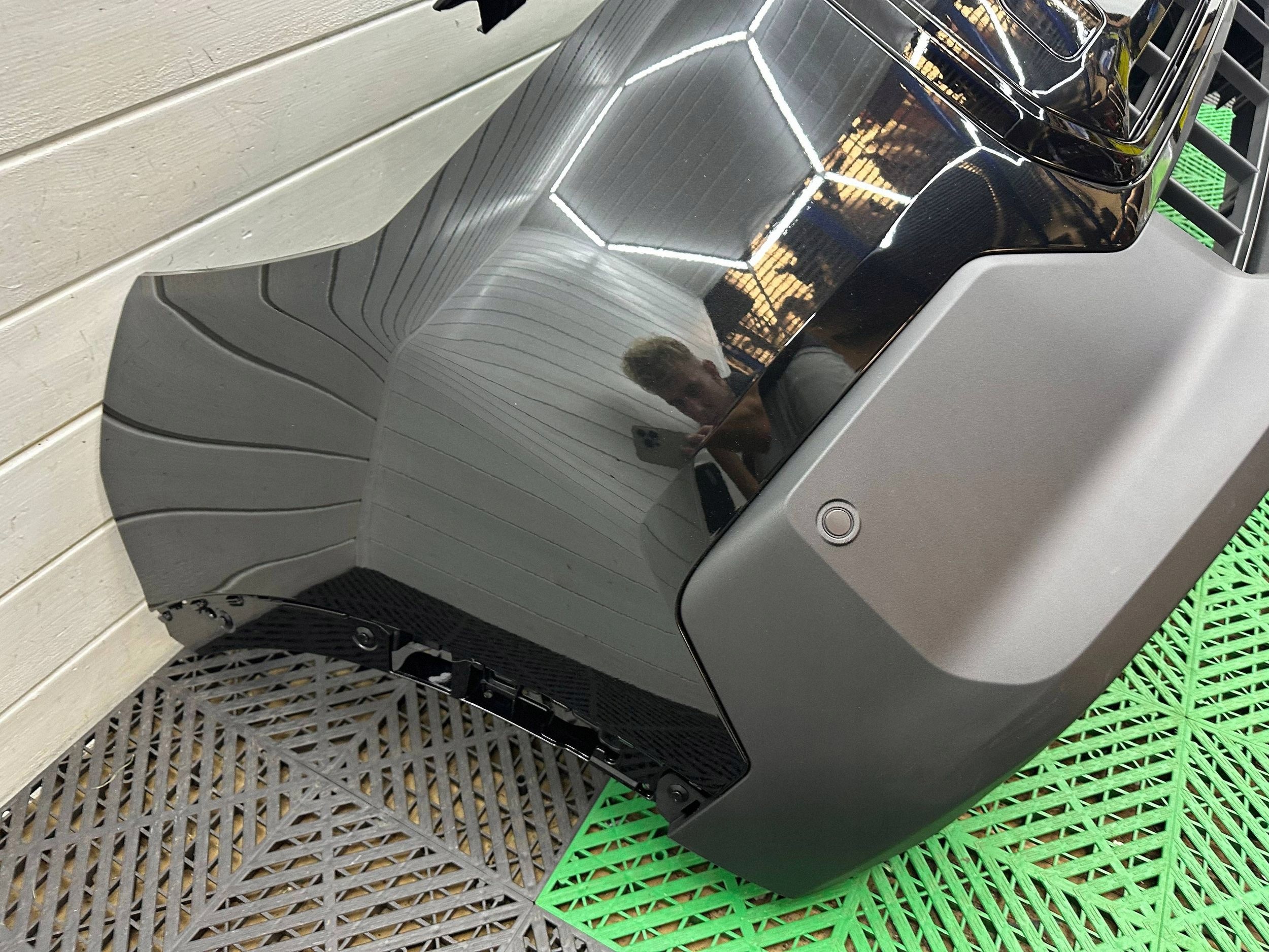 front bumper complete front Mini Countryman U25 colour 475