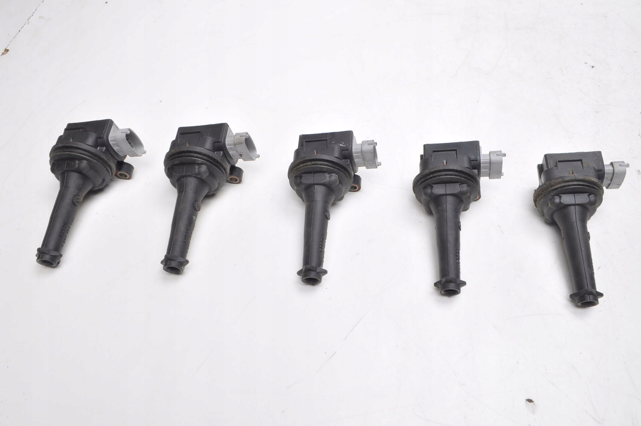 VOLVO C30 S40 V50 C70 2.4 B CEWKA ZAPŁONOWA 30713417 Producent części Volvo