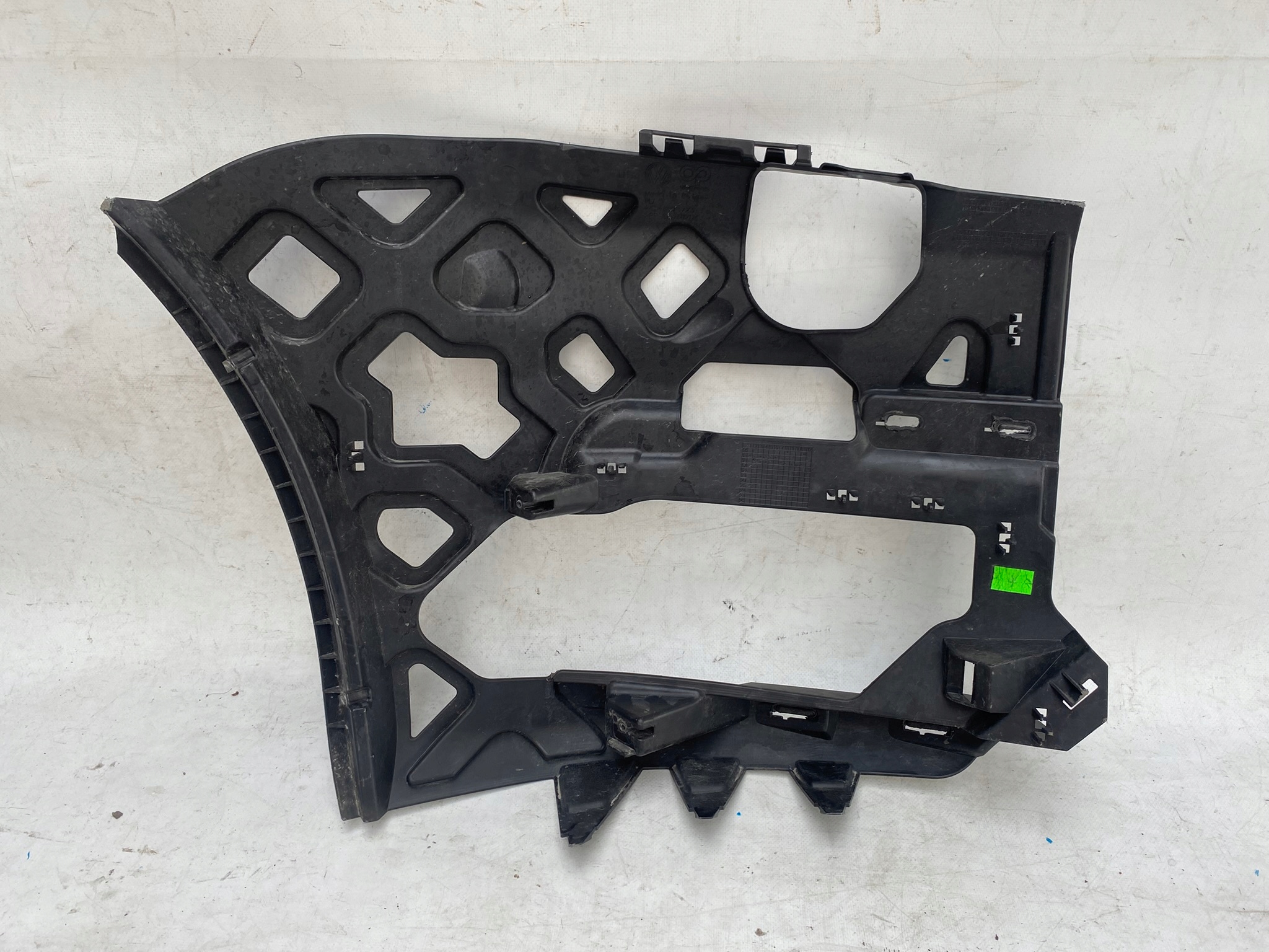 VW CADDY IV 2K5 15- bumper bracket left front 2K5807723