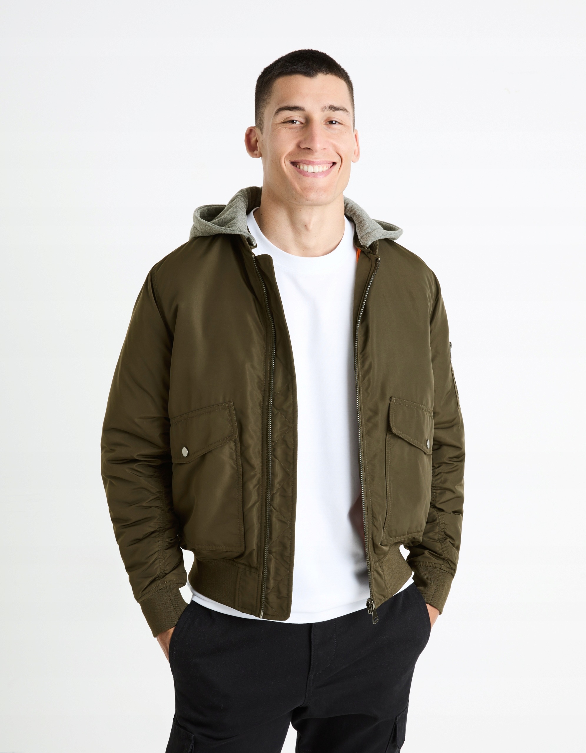 Celio Bunda bomber s kapucí Fujameshoo