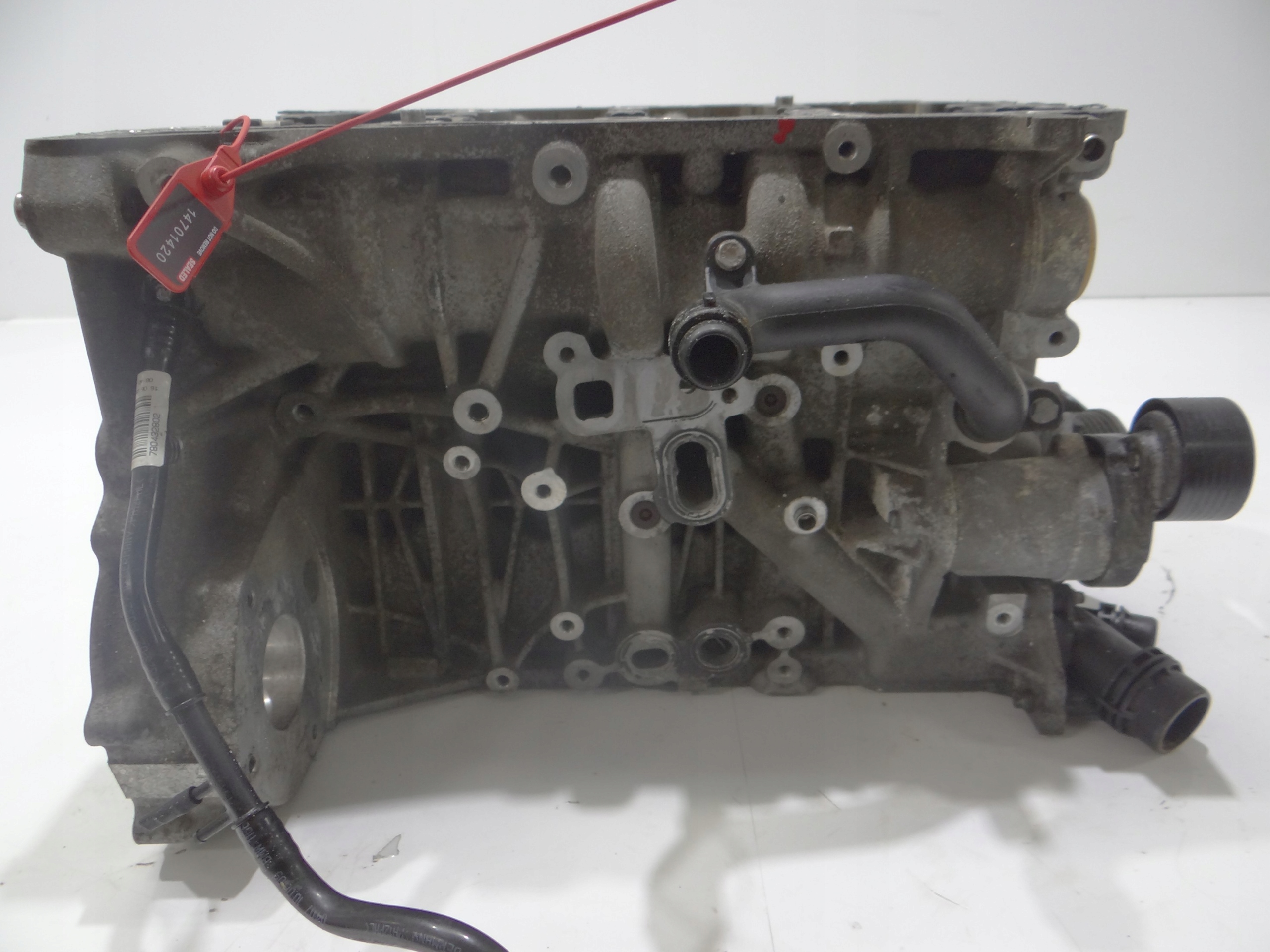 BLOK motora BMW E81 E87 E88 N47 7811138