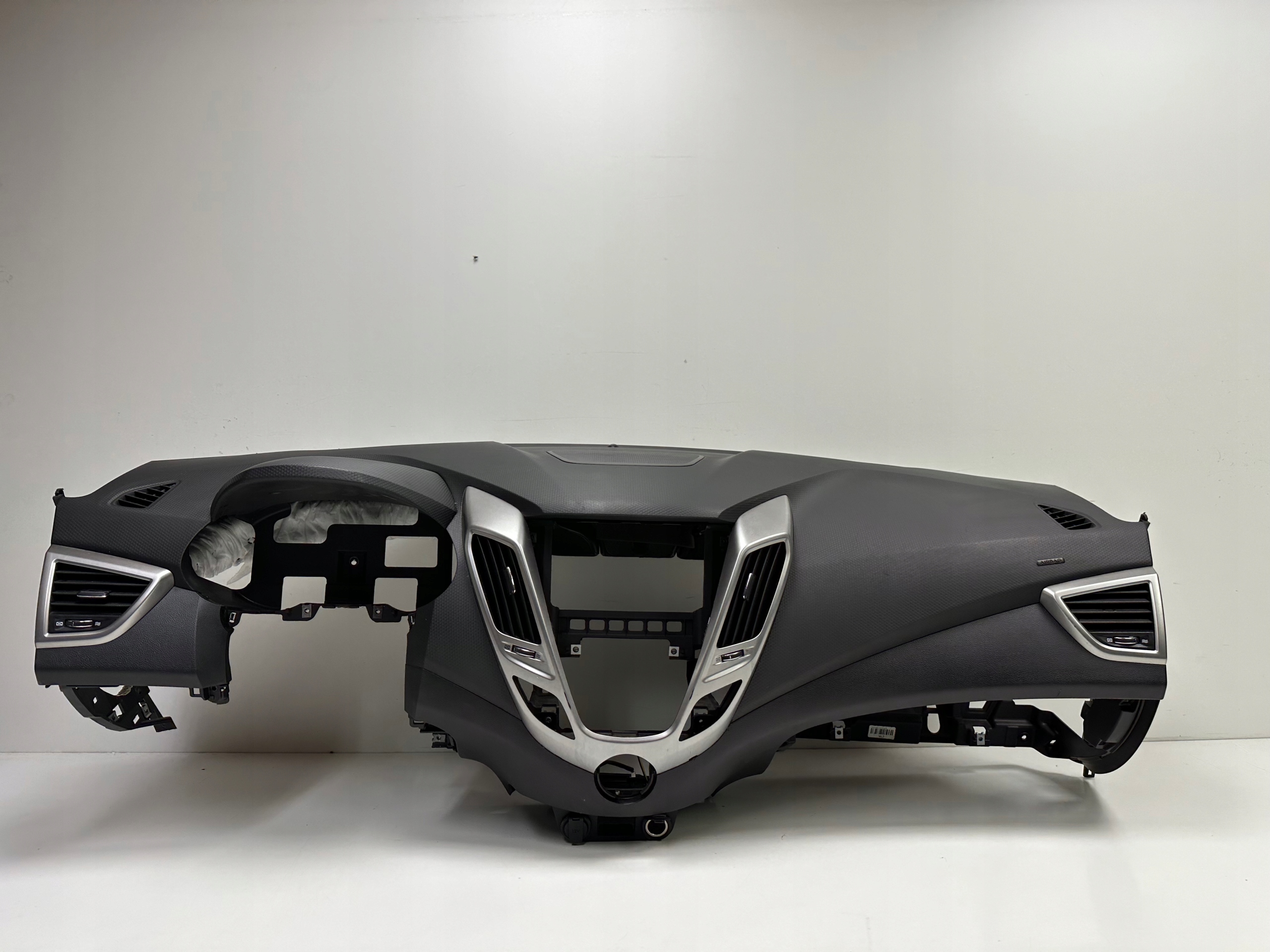 ТОРПЕДA Панель приладів Hyundai Велостер Розбирання