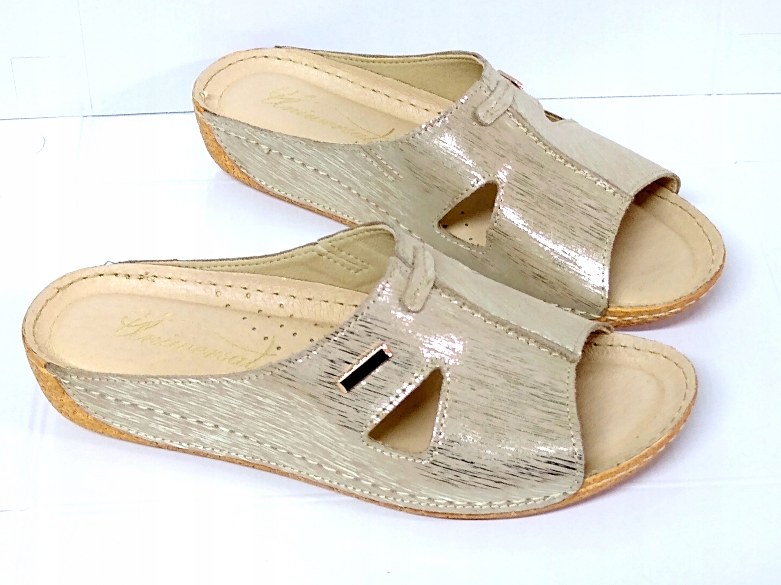 

Wygodne Lekkie Klapeczki Skóra MIX Kolorów UNI-63