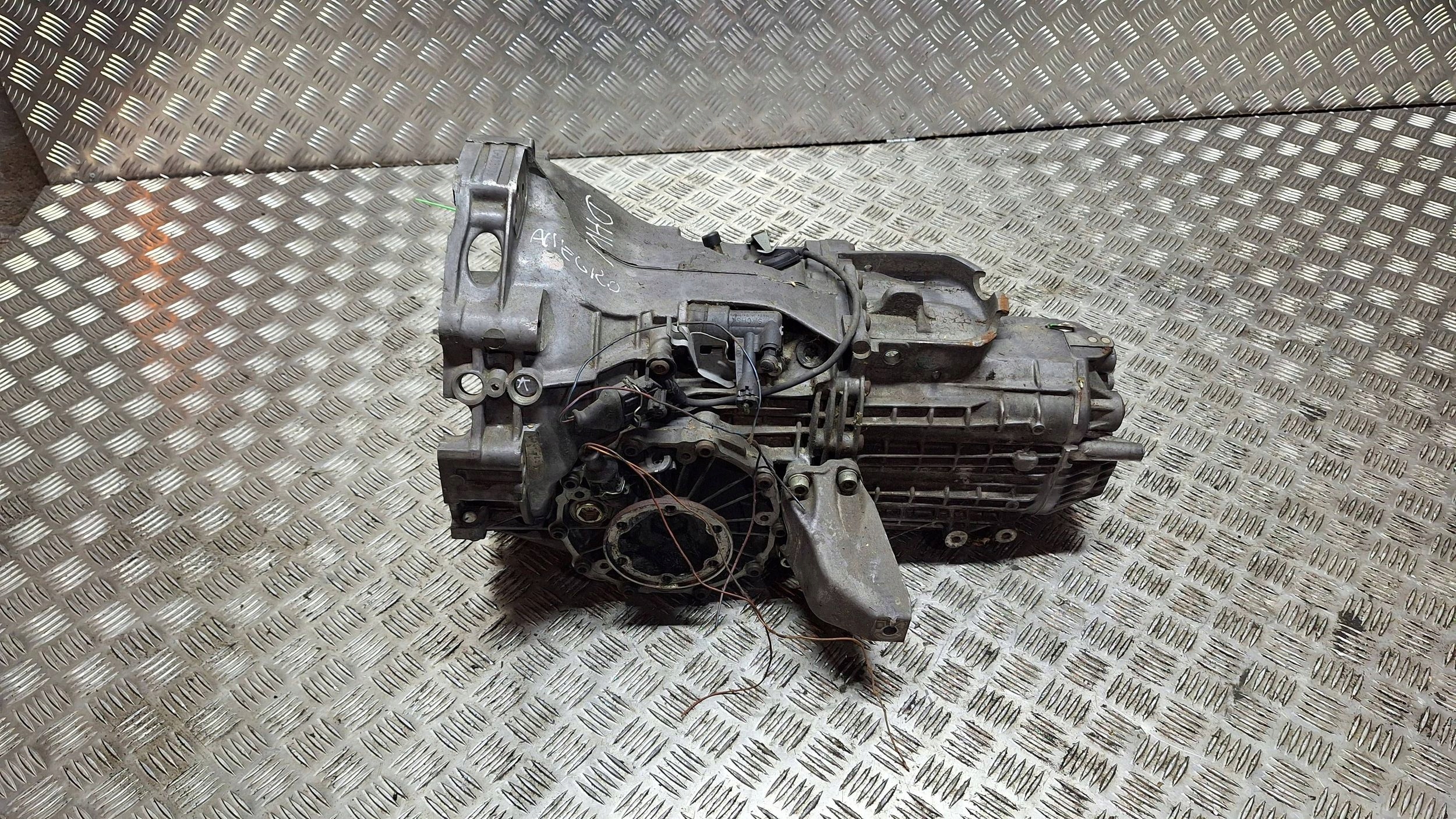Getriebe DHW AUDI A4 B5 LIFT A6 C5 PASSAT B5 1.8T
