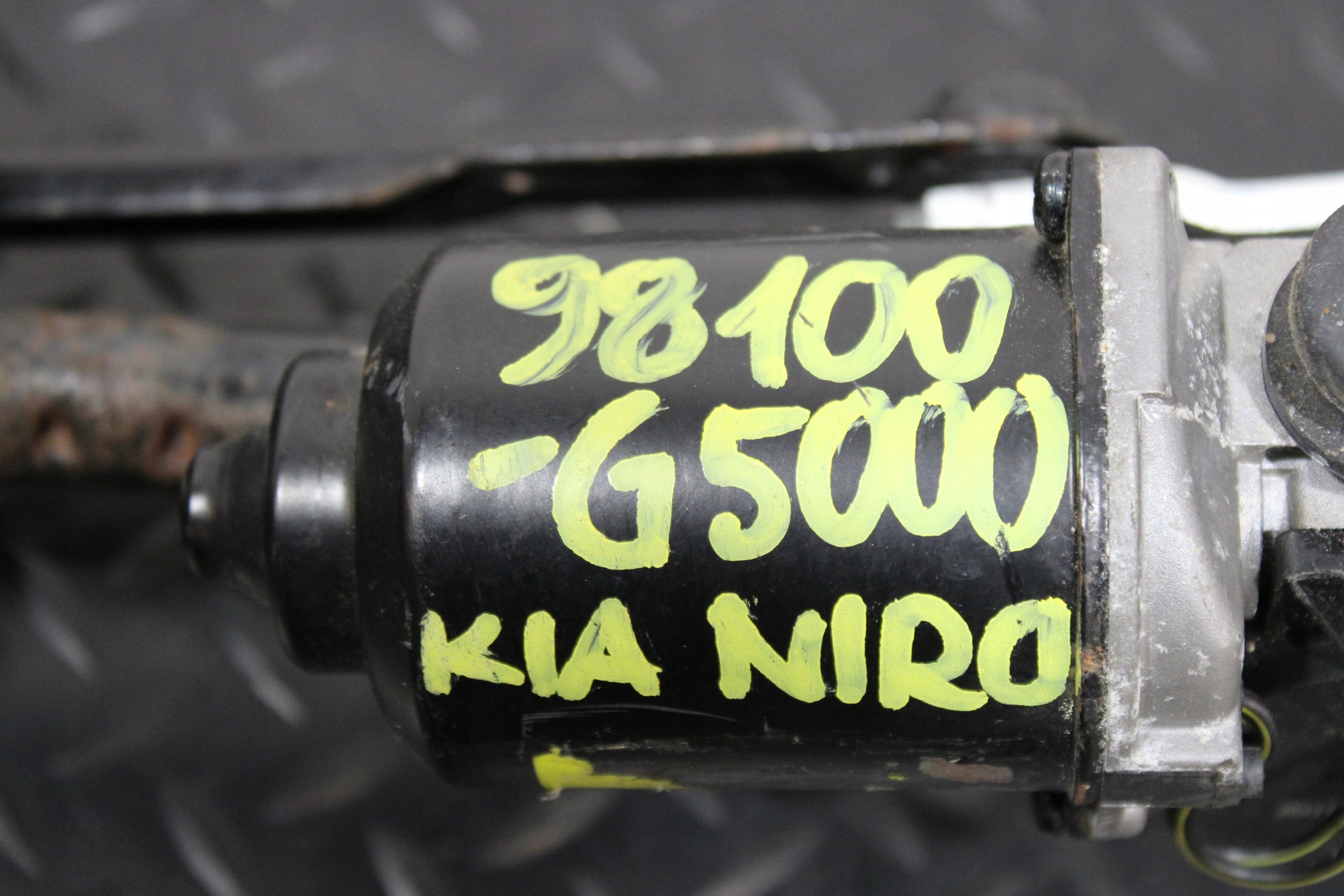 Wischergestänge 98100-G5000 KIA NIRO 1 und 16-18