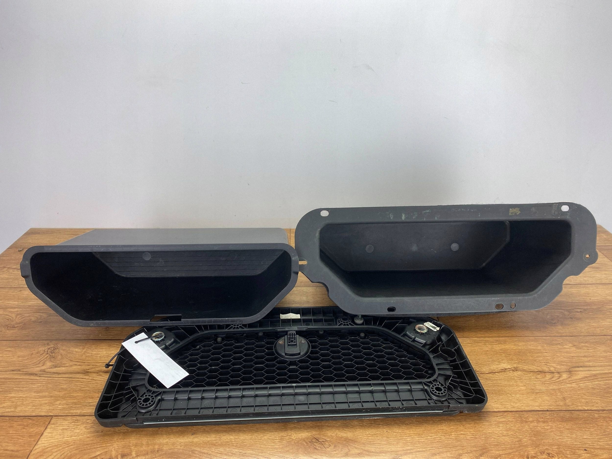 passenger compartment podlogowy kuweta Ram 1500 DT 2019+