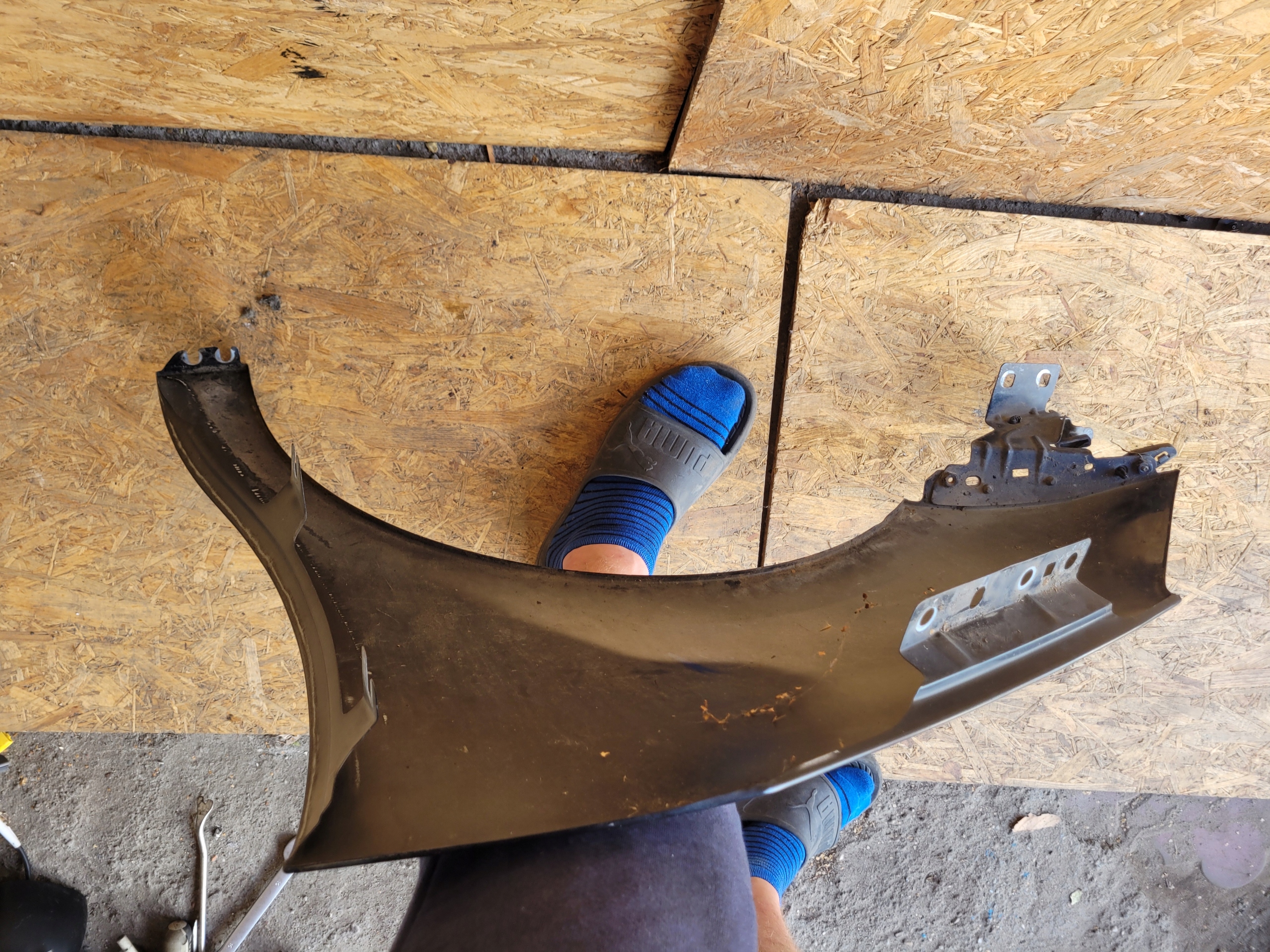 fender front front right CITROEN C3 II DS3 and