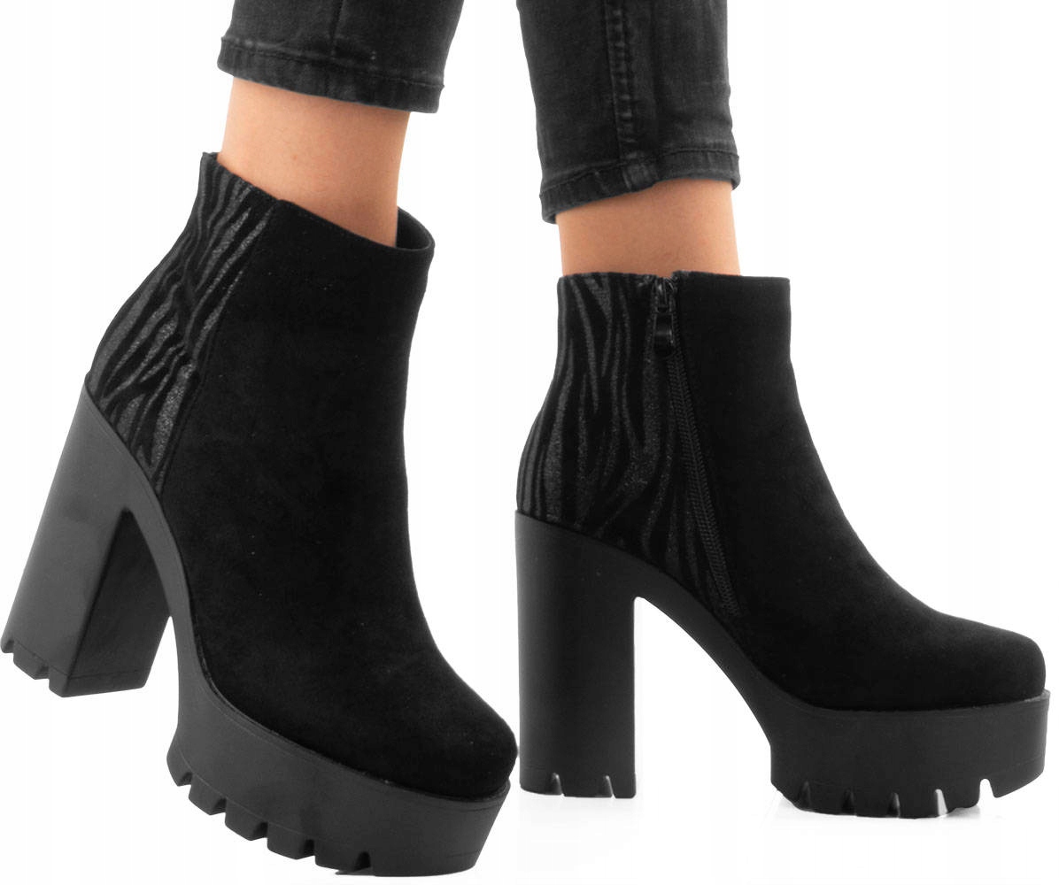 

Czarne Ocieplane Botki Na Słupku 38