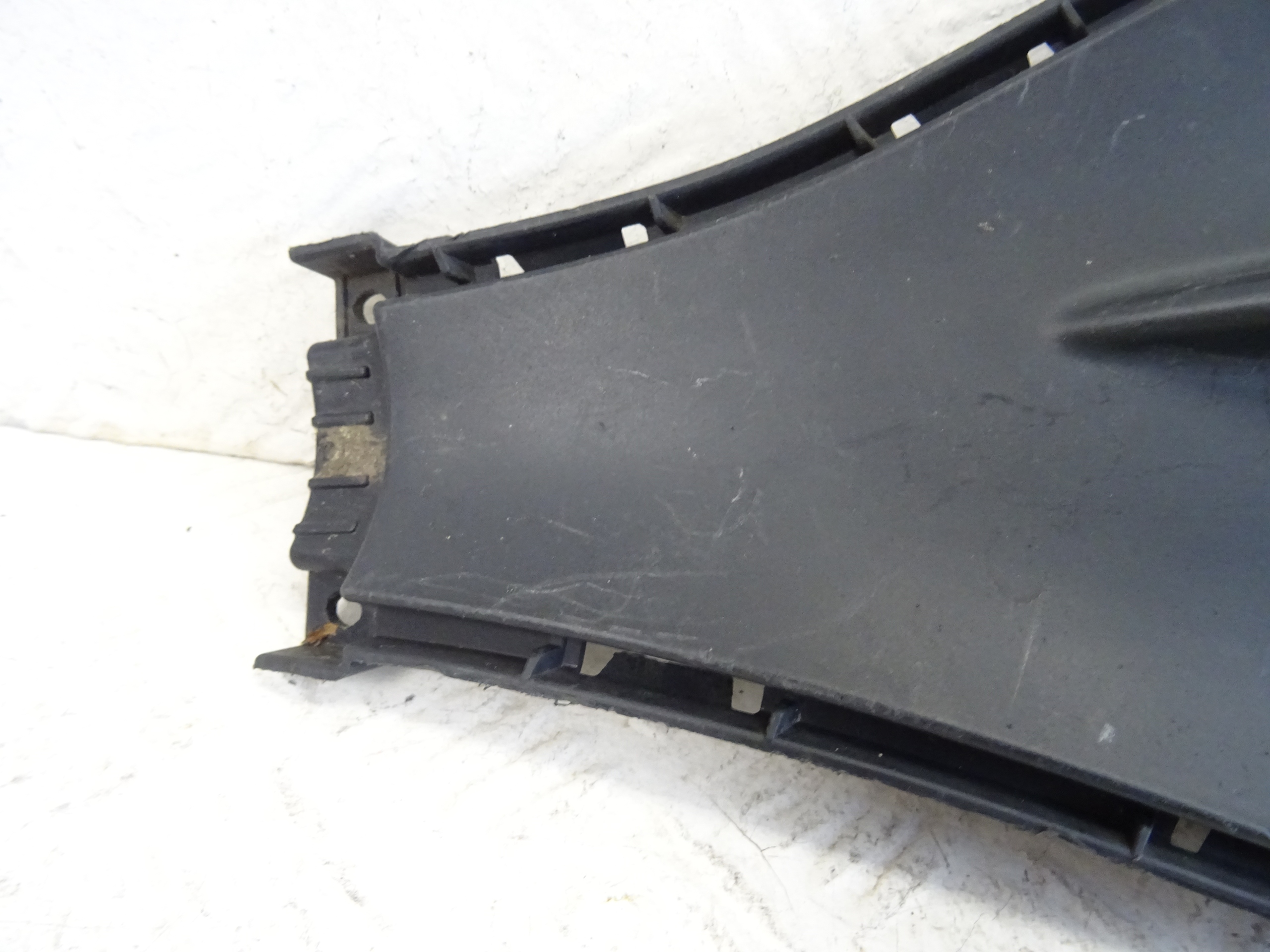 grid of a bumper front front left MERCEDES EQA EQB AMG W243 A2438857201