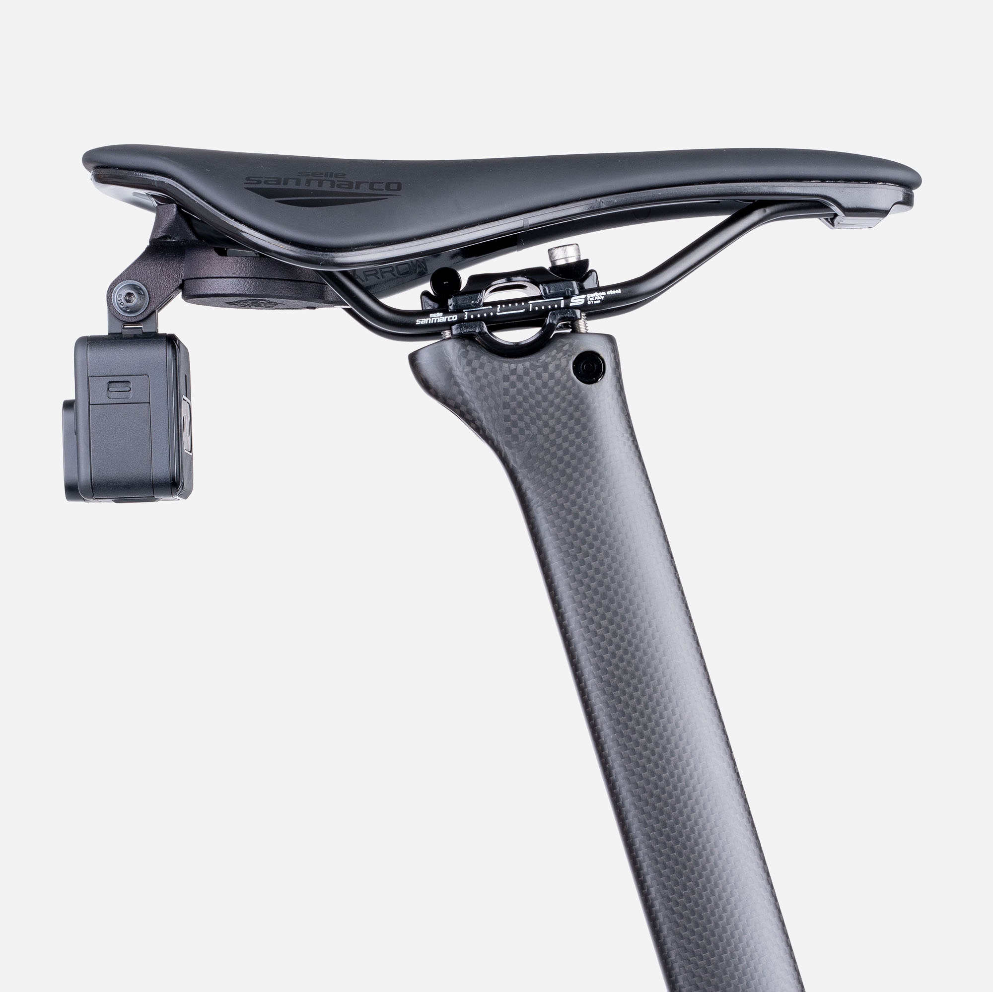 Držák kamery na sedlo San Marco GoPro a AirTag (velikost S)