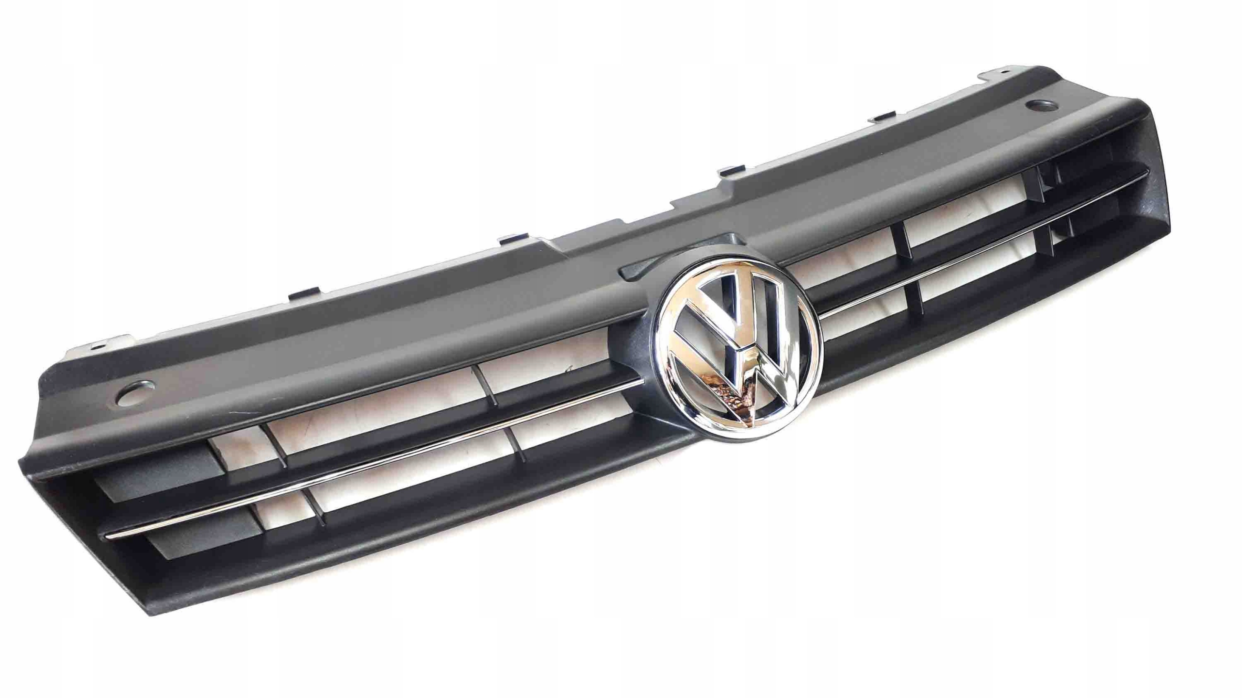 ATRAPA GRILL LOGO VW POLO 2009 2014 6R0853651AA Installation side Front