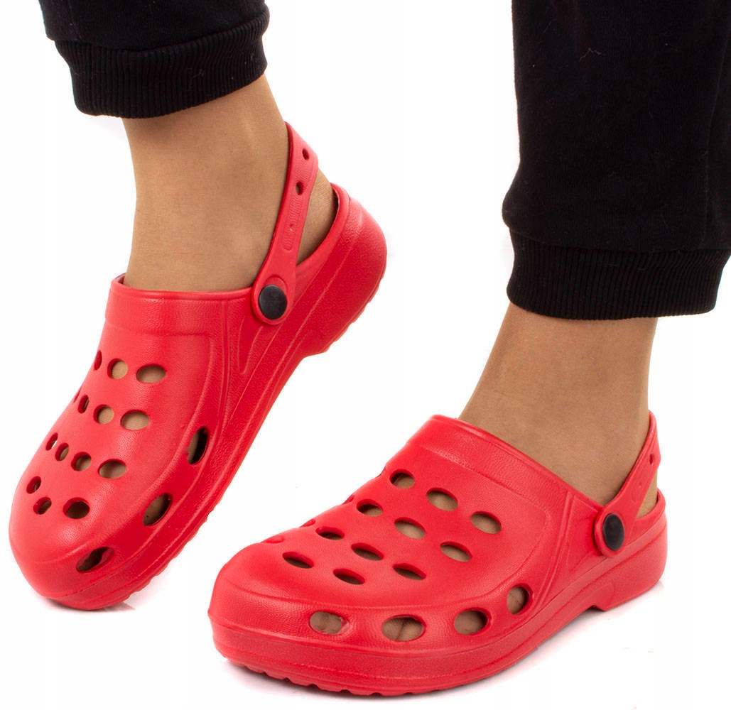 CZERWONE LEKKIE KLAPKI CHODAKI KROKSY 38