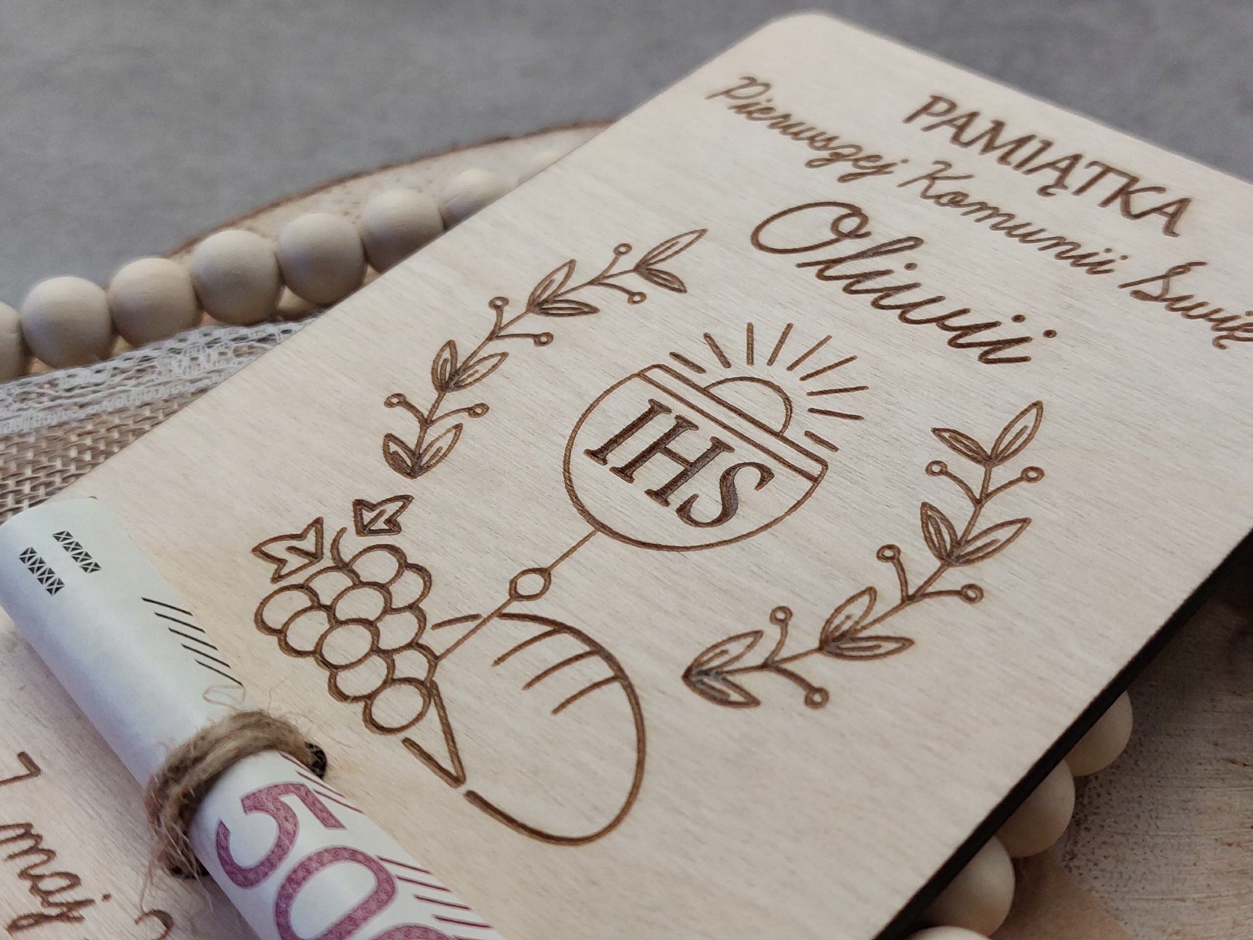 PAMIĄTKA KOMUNII ŚWIĘTEJ KARTKA PREZENT NA KOMUNIĘ Długość 15 cm