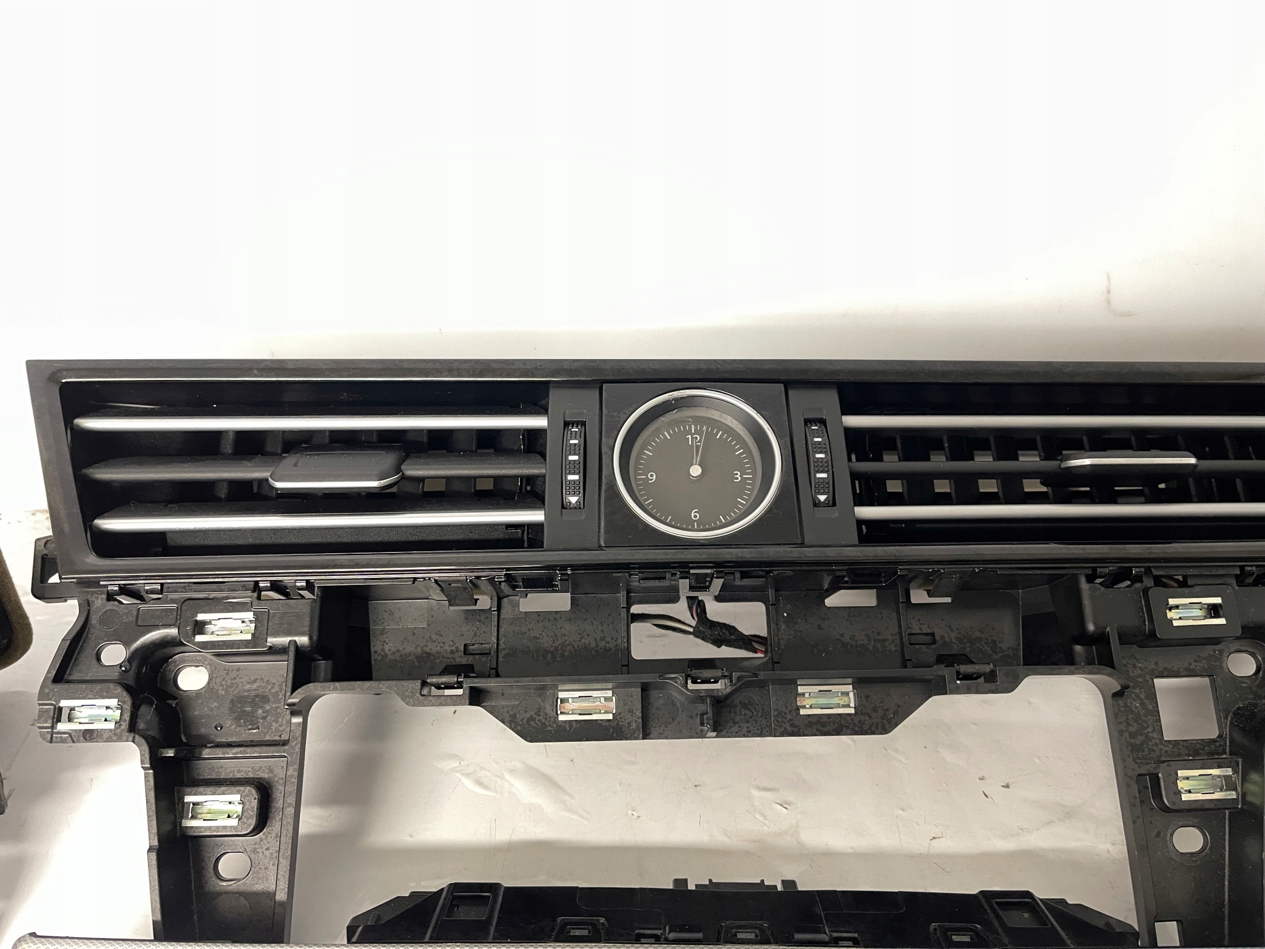 VW PASSAT B8 DEKORY lišty OZDOBNE EUROPA KOMPLET