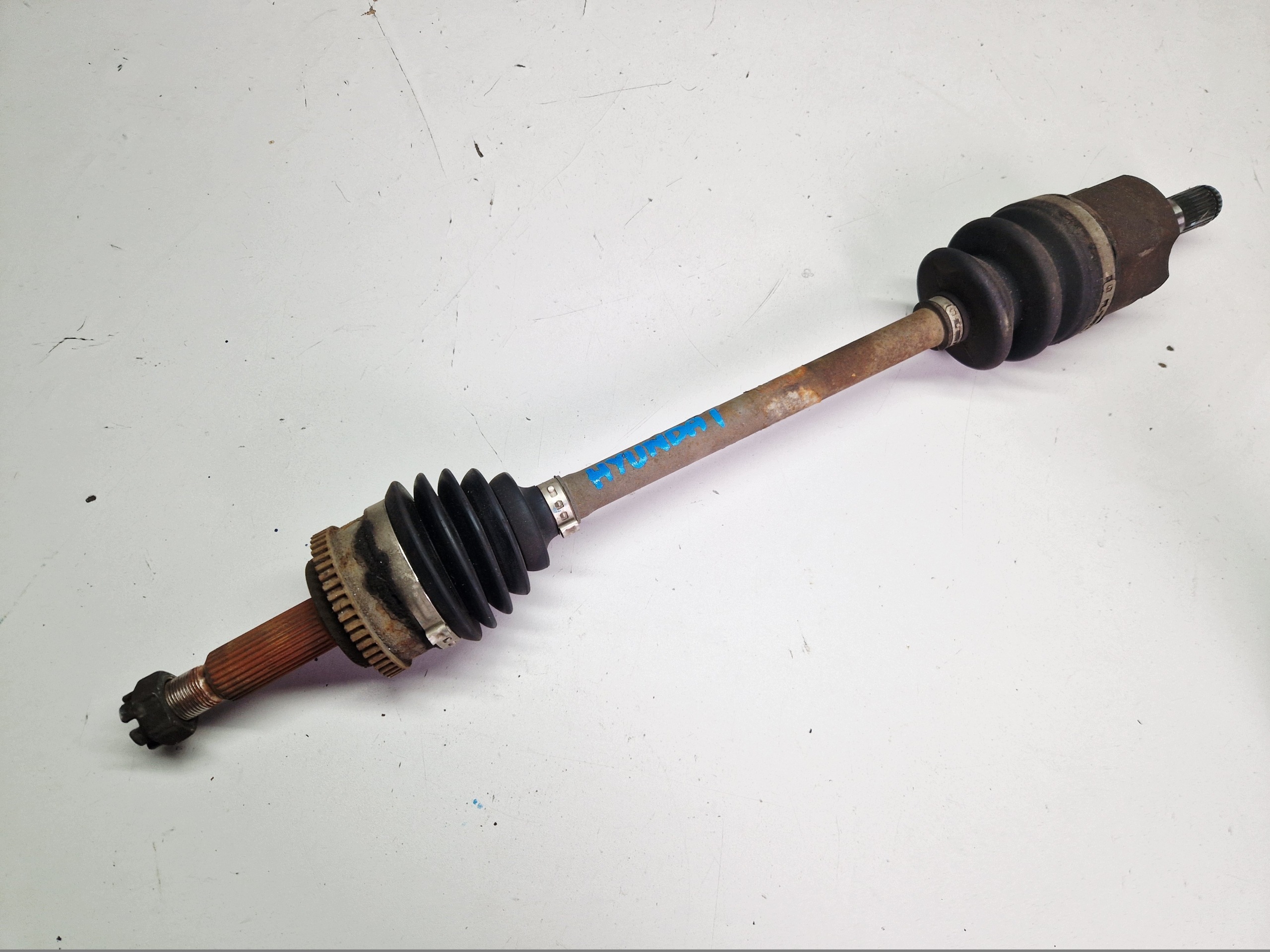 semi-axis short. left HYUNDAI I30 1 2009 year 1.4 petrol