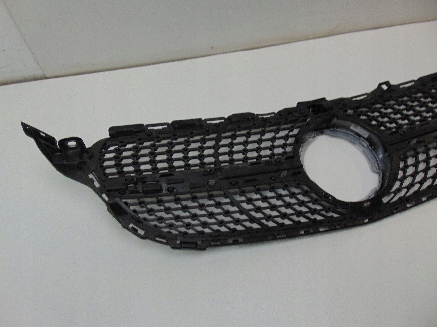 Mercedes-Benz C-Klasse W205 Kühlergrill FRONTGRILL Kühlergitter A2058802104 - Thumbnail 12