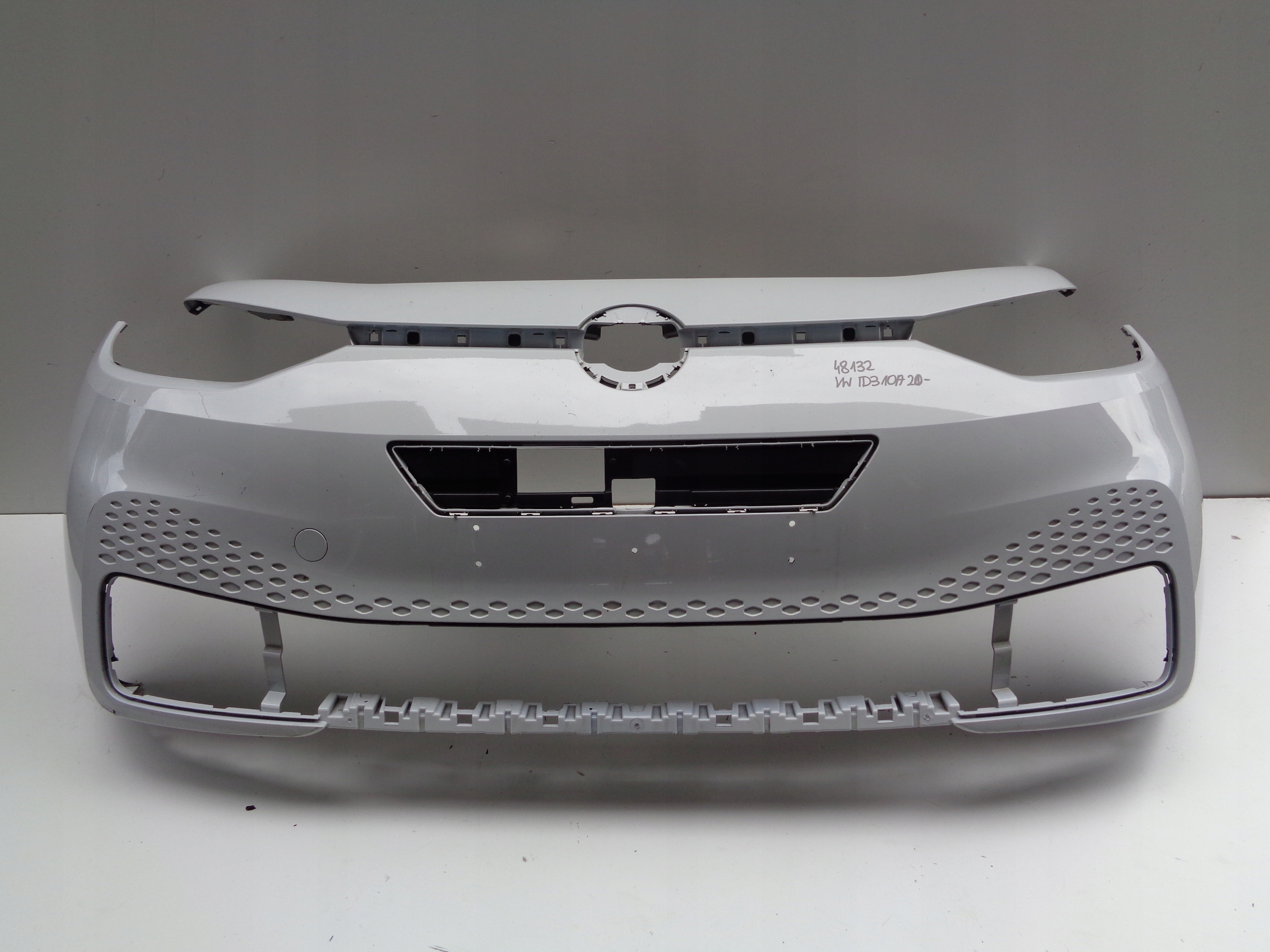 Frontstoßstange VW ID3 10A 21- NR 48132