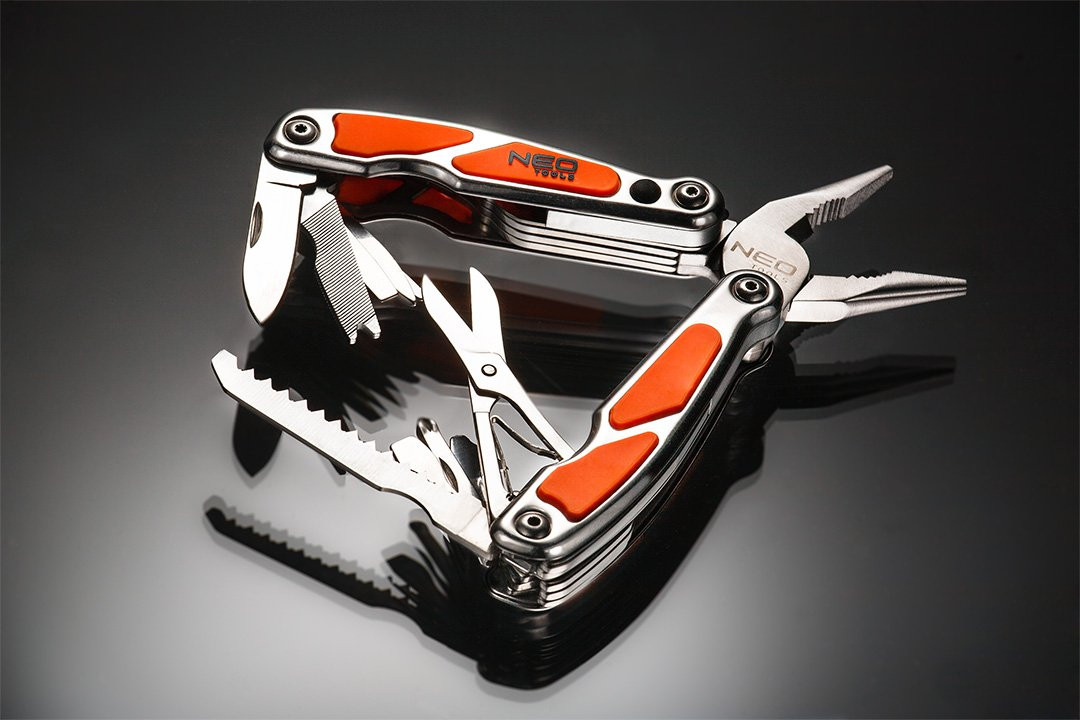 NEO Narzędzie wielofunkcyjne multitool z latarką LED 12 funkcji 01-026 Marka Neo Tools