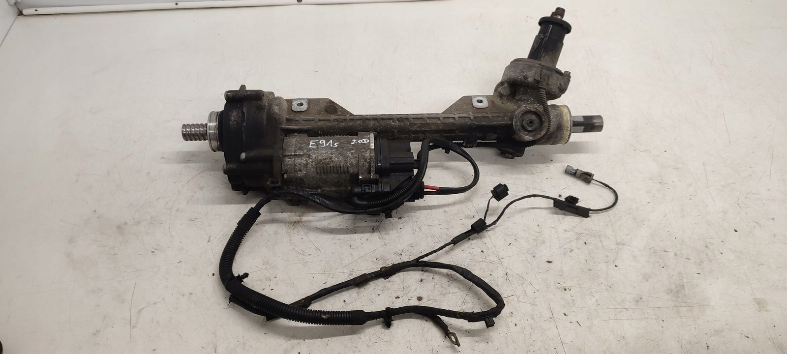 Boîte direction BMW E91 2,0D