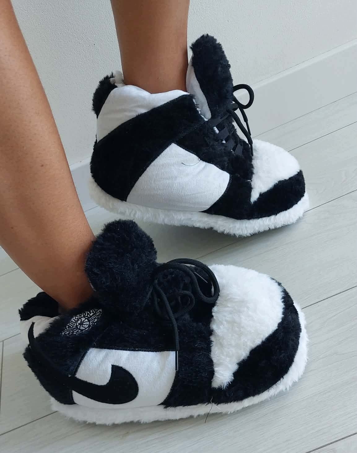 Plyšové Papuče~Vysoké~ONE Size 35–45 – Zateplené~Gumová podrážka~Unisex