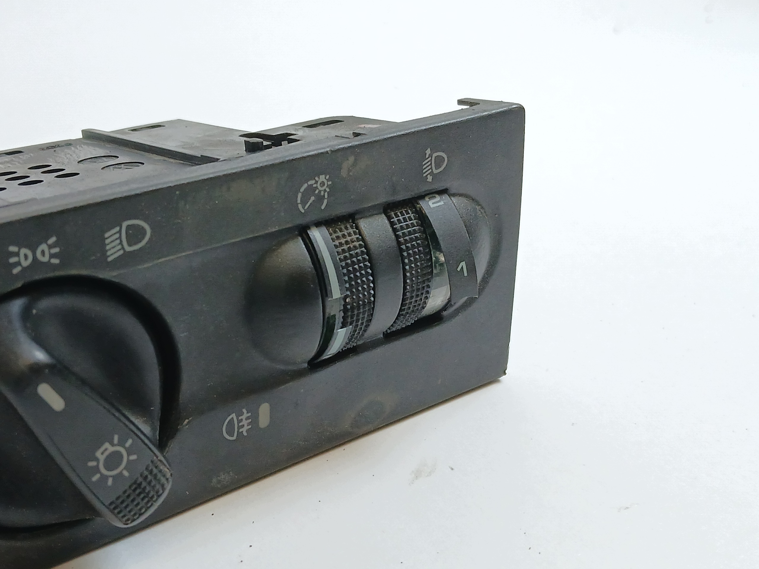 VW GOLF III light switch 1H6941531N