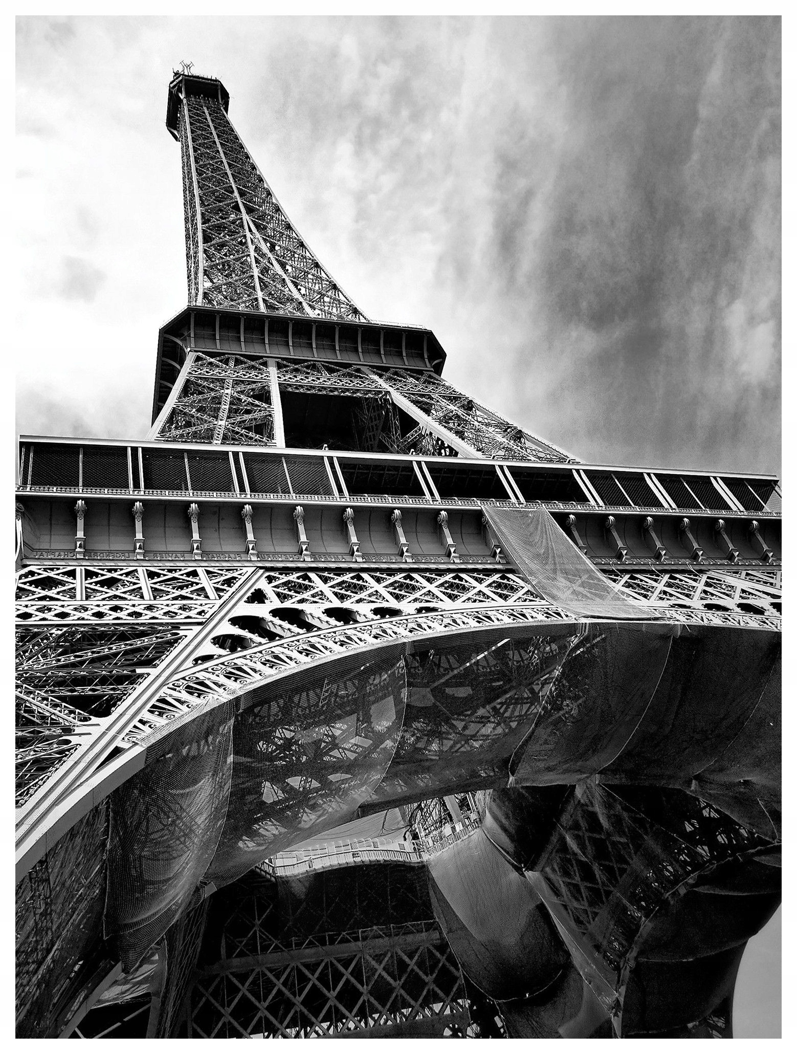 Vliesová fototapeta Eiffelova věž Paříž retro architektura 206x275 lepidlo