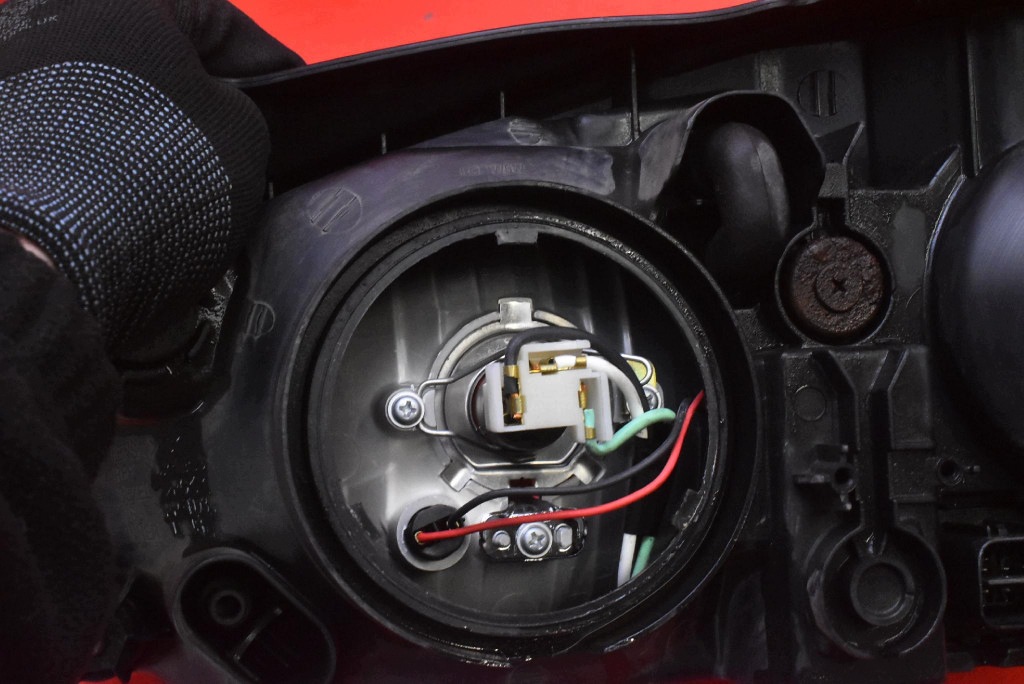 REFLEKTOR right light front EU 92101-2F0 KIA CERATO 1 and 04-06
