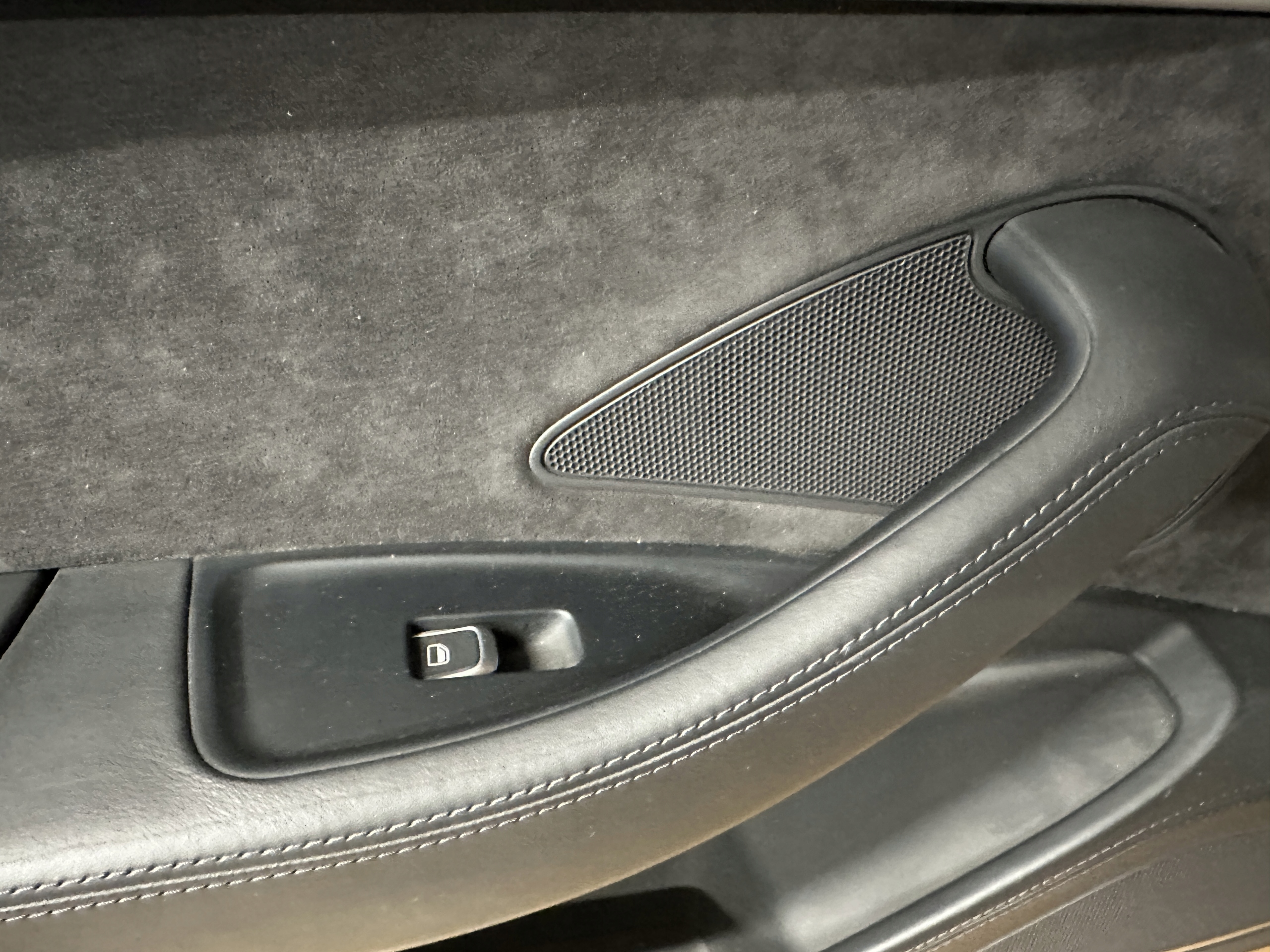 AUDI A8 4H D4 side door left front