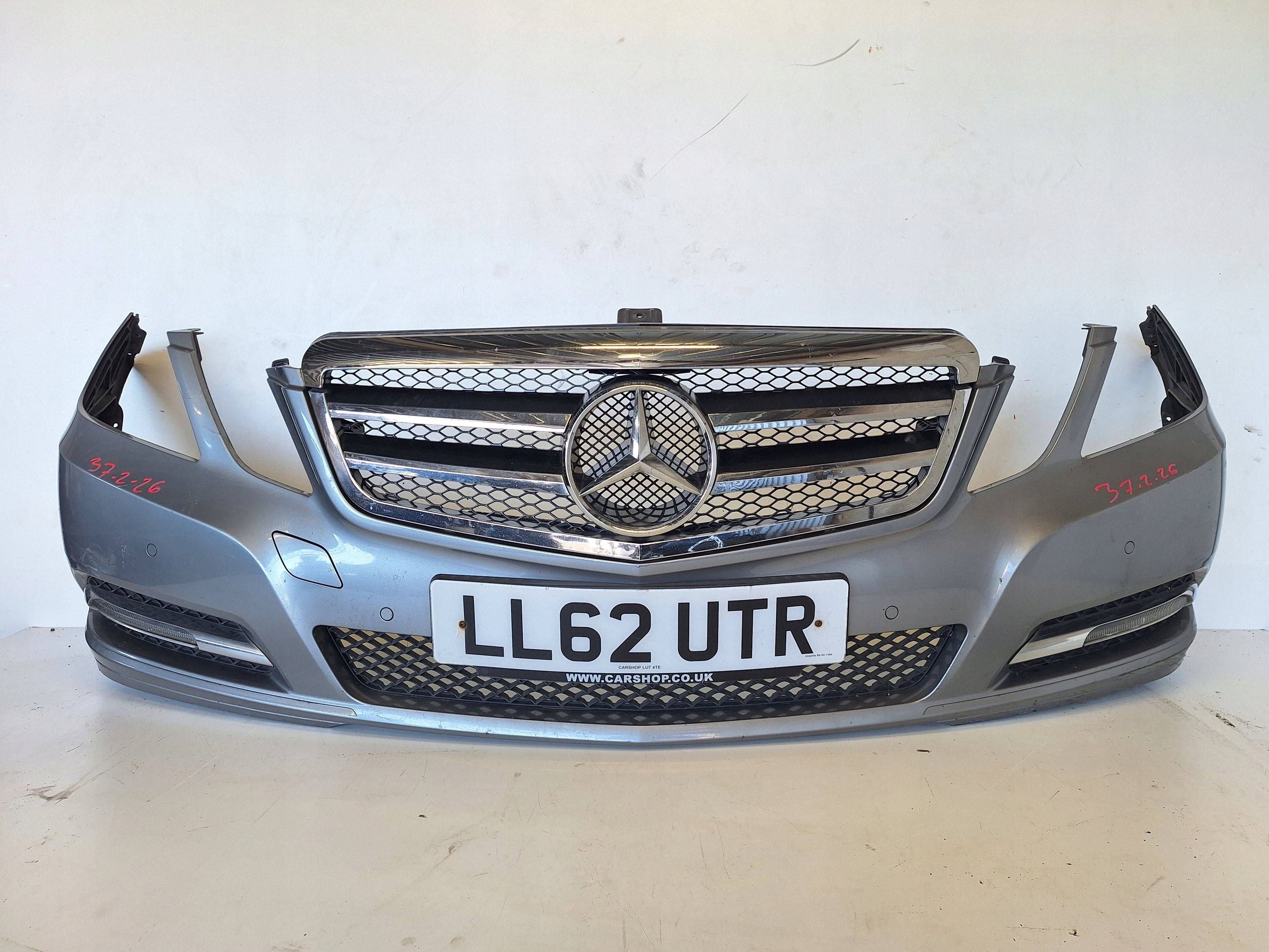 MERCEDES E-KLASA W212 09-13 bumper + PDC + LED