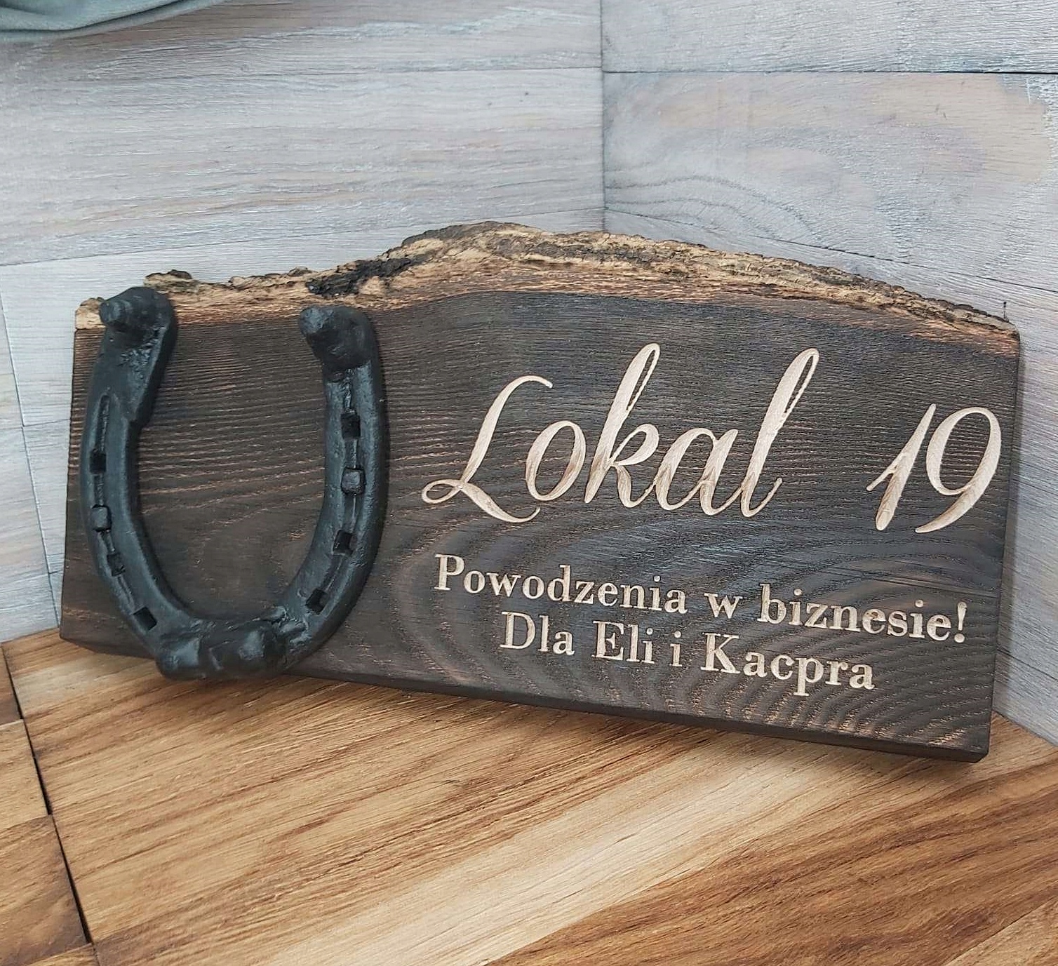 Personalizovaný dárek svatba retro gravírování podkovy