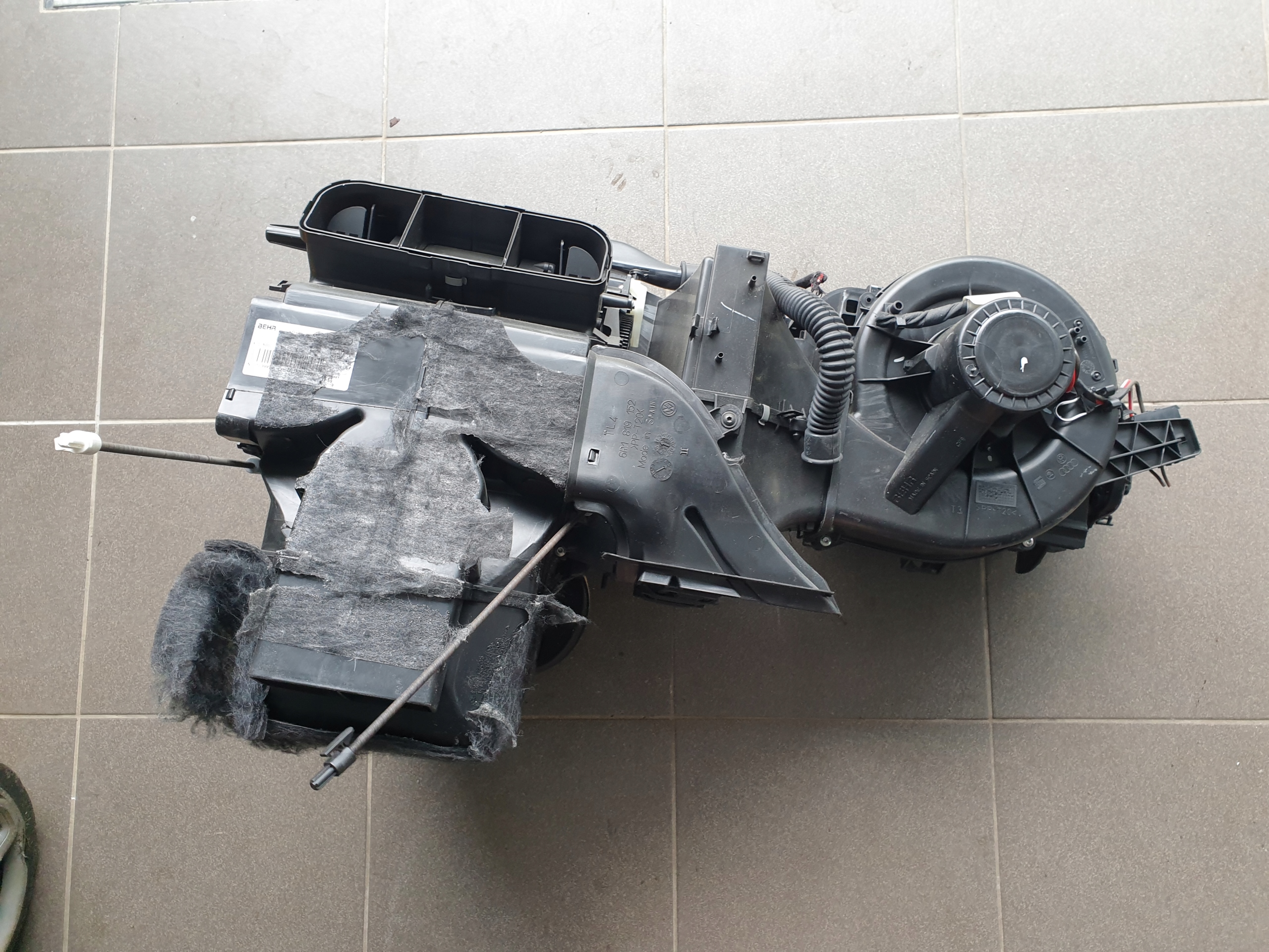 ohřívač KLIMY VW POLO 6R 2009- 6R1820003BE