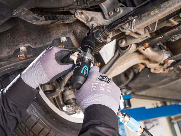 1703907a408b8f0f928bc6bb3ef8