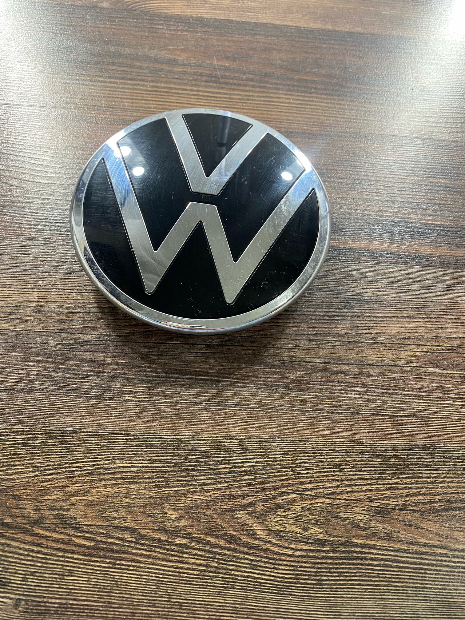 VW GOLF VIII 8 CADDY EMBLEMAT LOGO ZNACZEK 5H0853601D