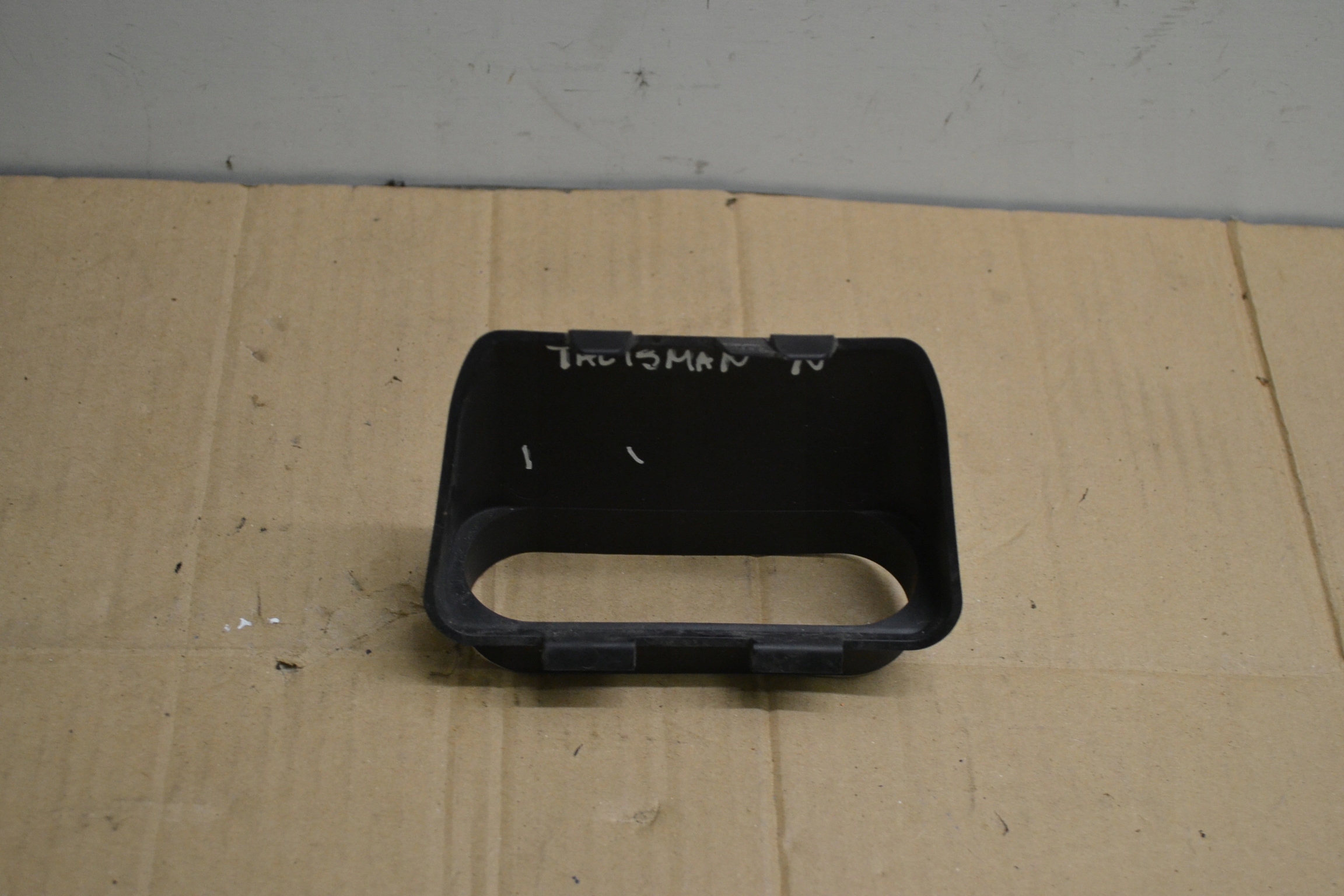 RENAULT TALISMAN 2016- intake grid air duct air line
