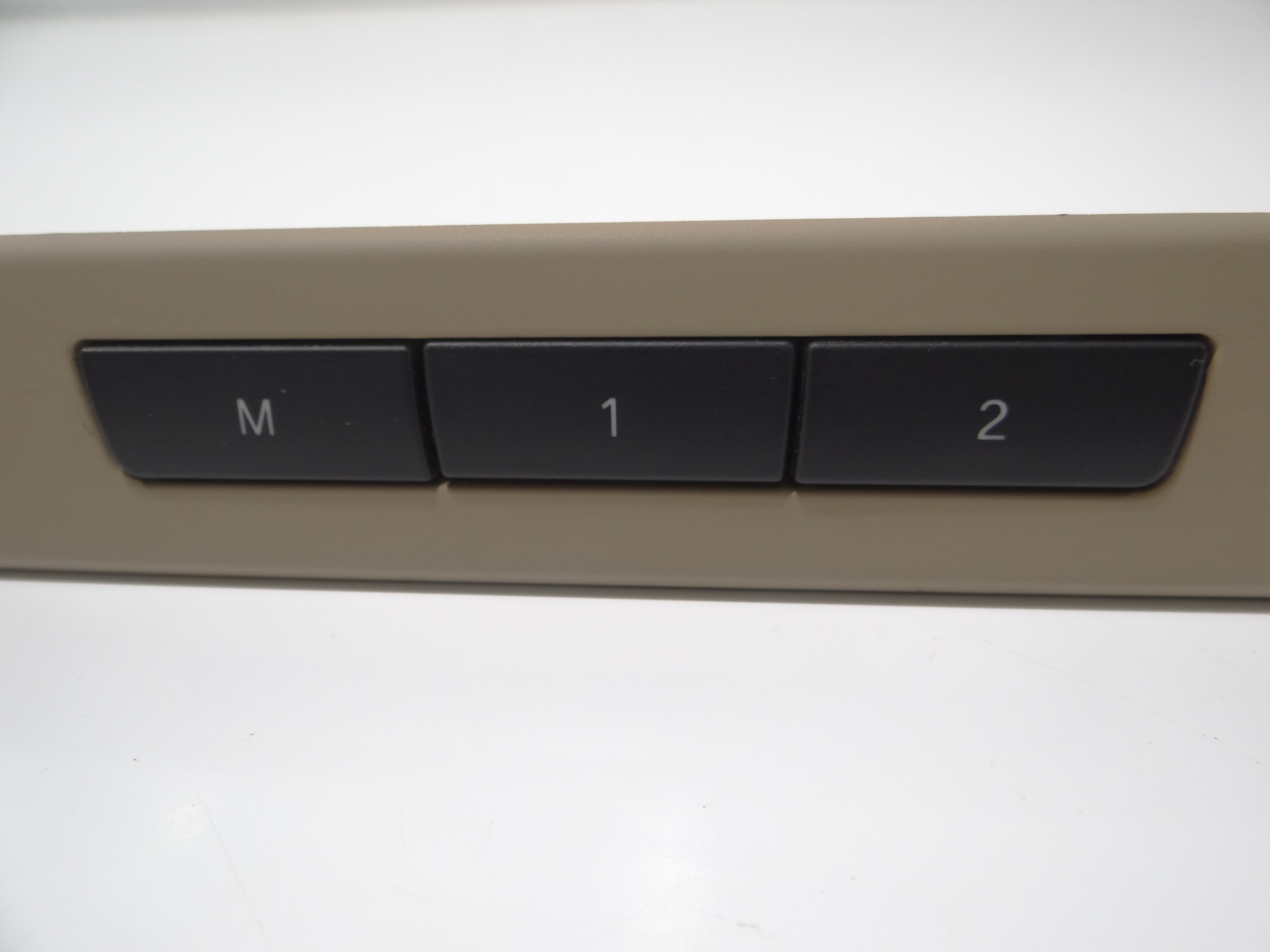 PANEL Schalter SITZ links BMW F11 9215805