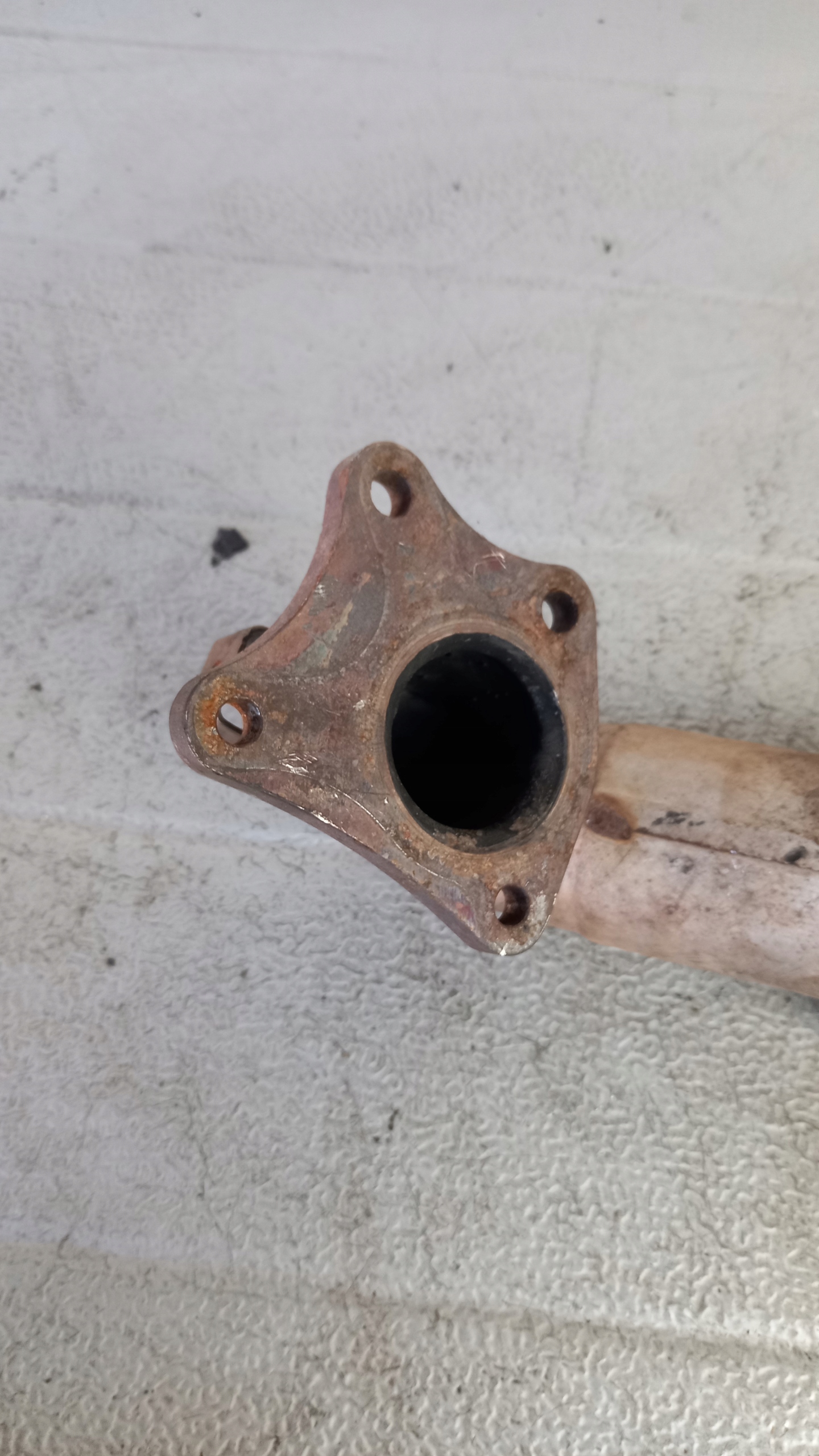 выхлоп mazda 5 06R 2.0d