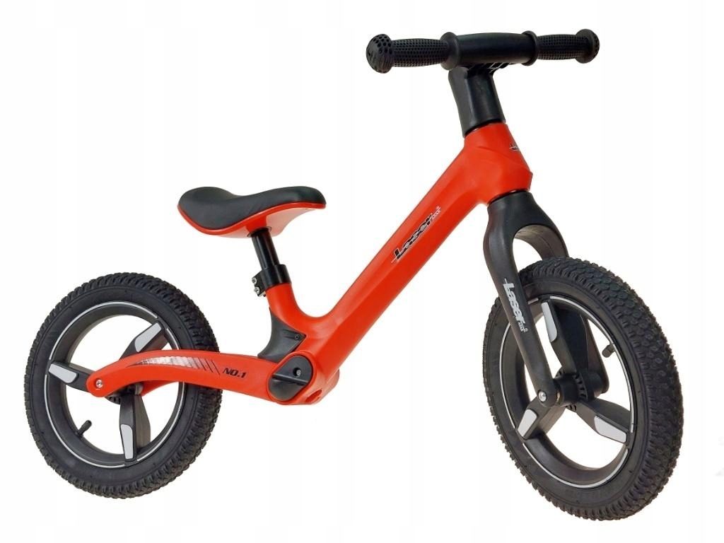 Červené odrážedlo