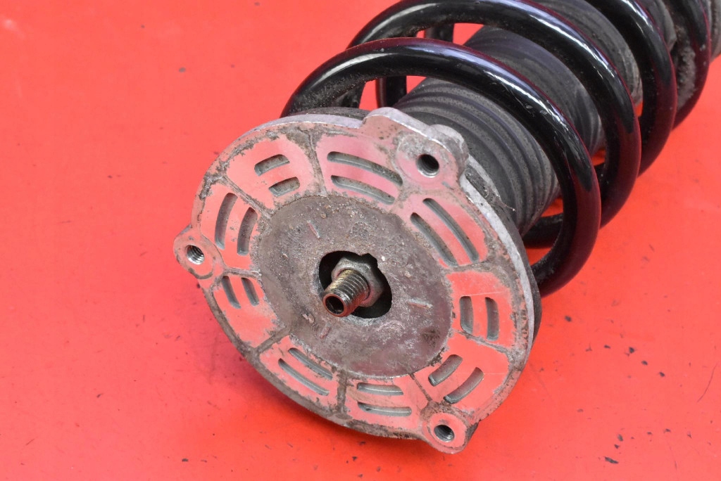 shock absorber left front 31658473 VOLVO V60 2 II 2.0 B5 MILD HYBRID 250 KM