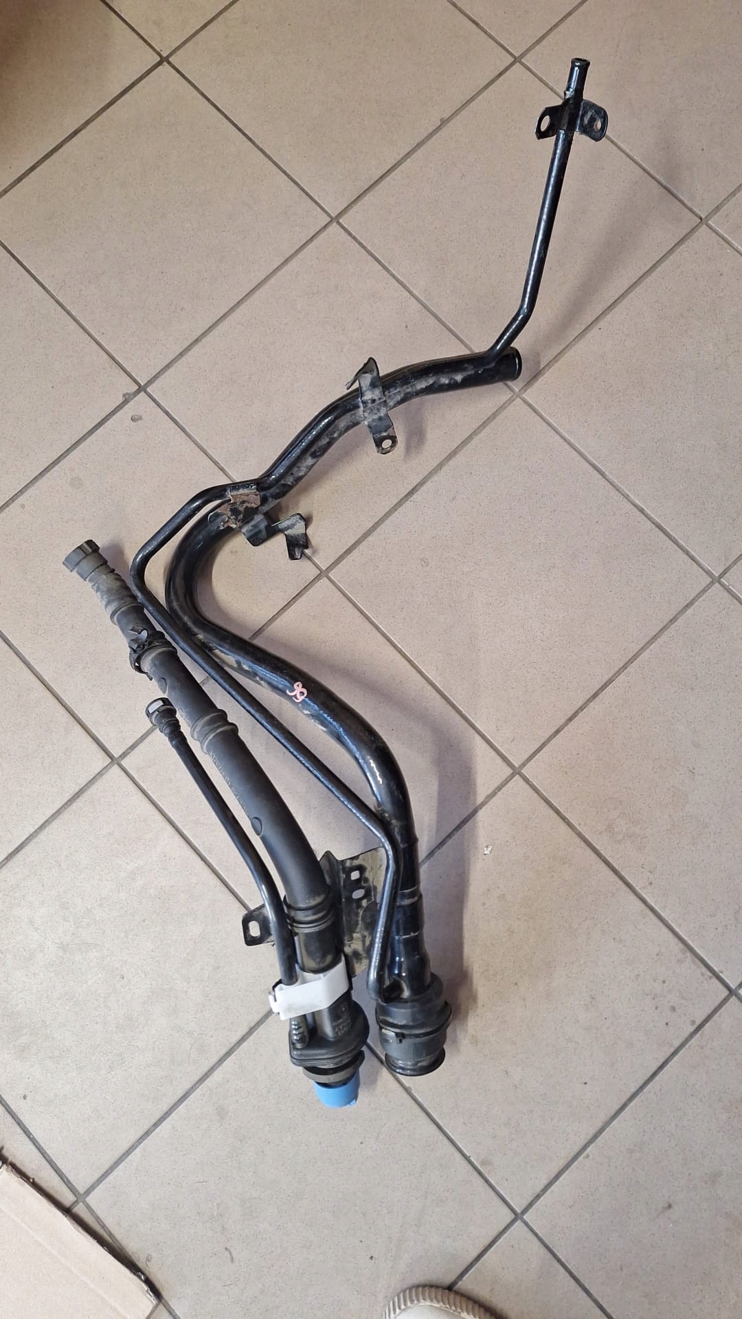 WLEW cijev goriva RENAULT KADJAR LIFT 1.7 4X4