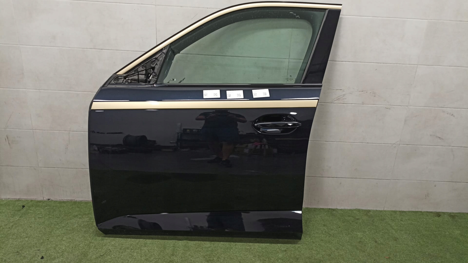 BMW XM G09 door left front 416 KEYLESS