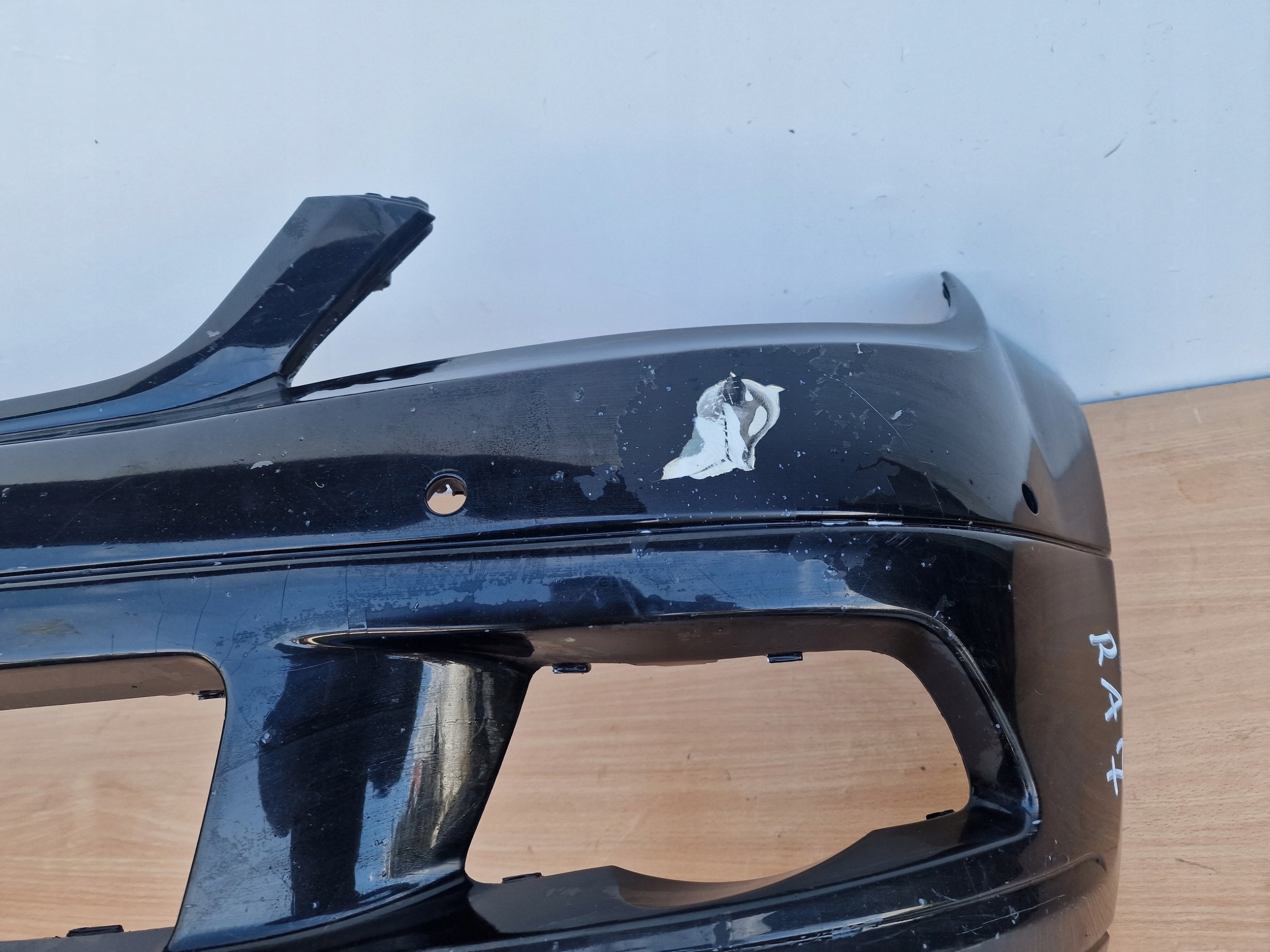 MERCEDES C-KLASA W204 bumper front 6XPDC + supports