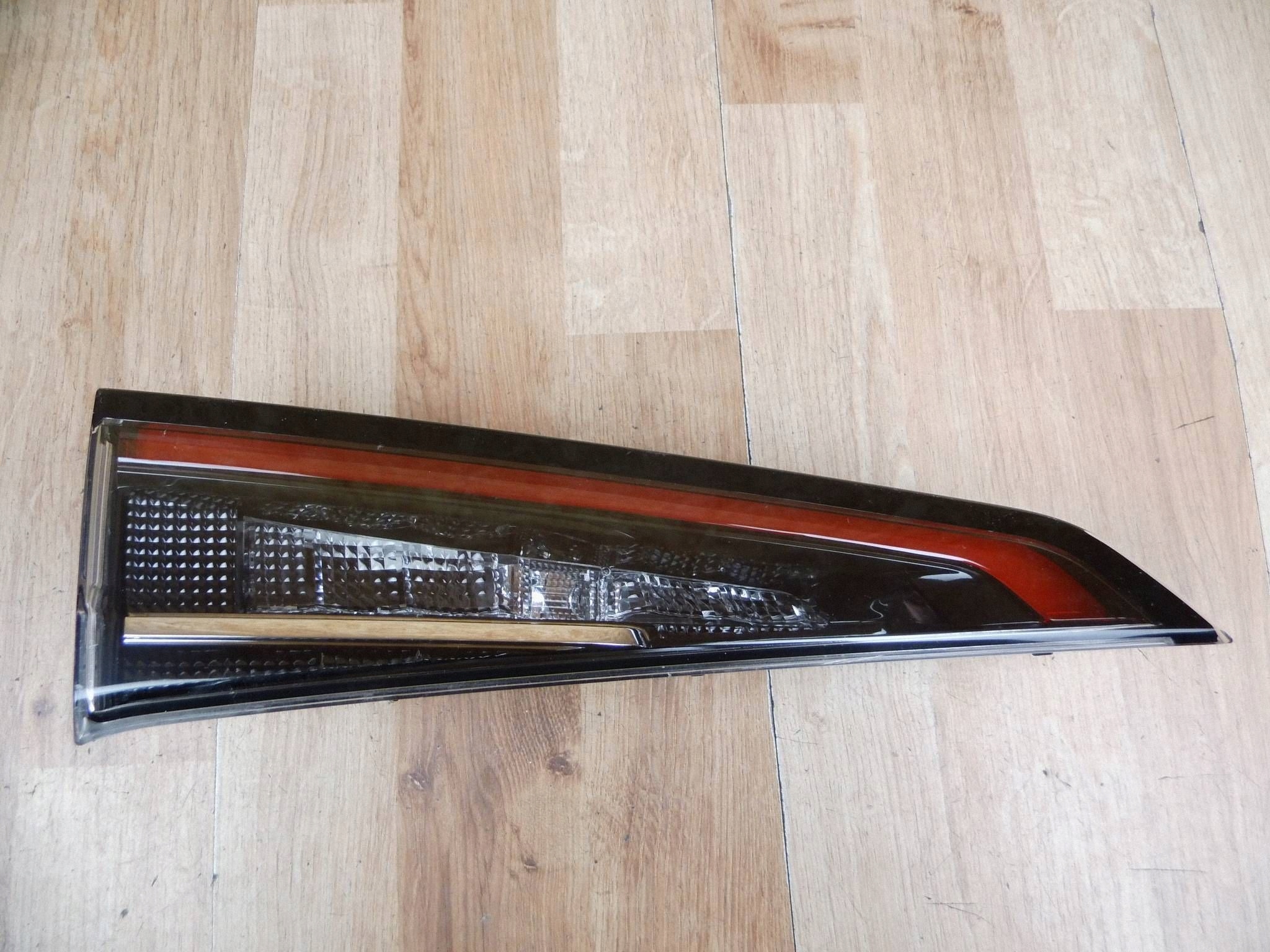 Toyota Corolla E21 2018-2023 KOMBI light left rear part rear left bonnet