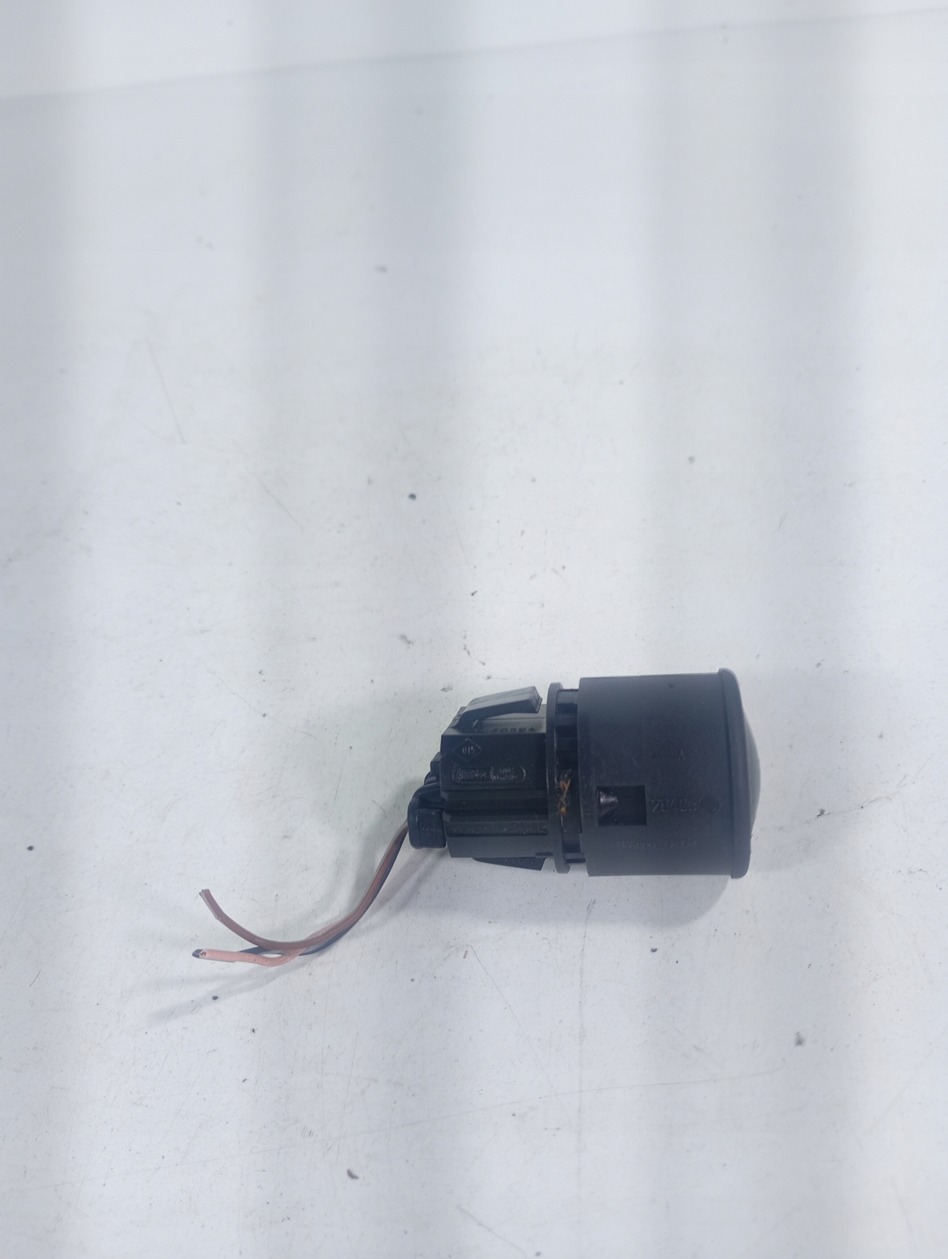 RENAULT SCENIC II 2 03-09 switch switch button START/STOP 1927937