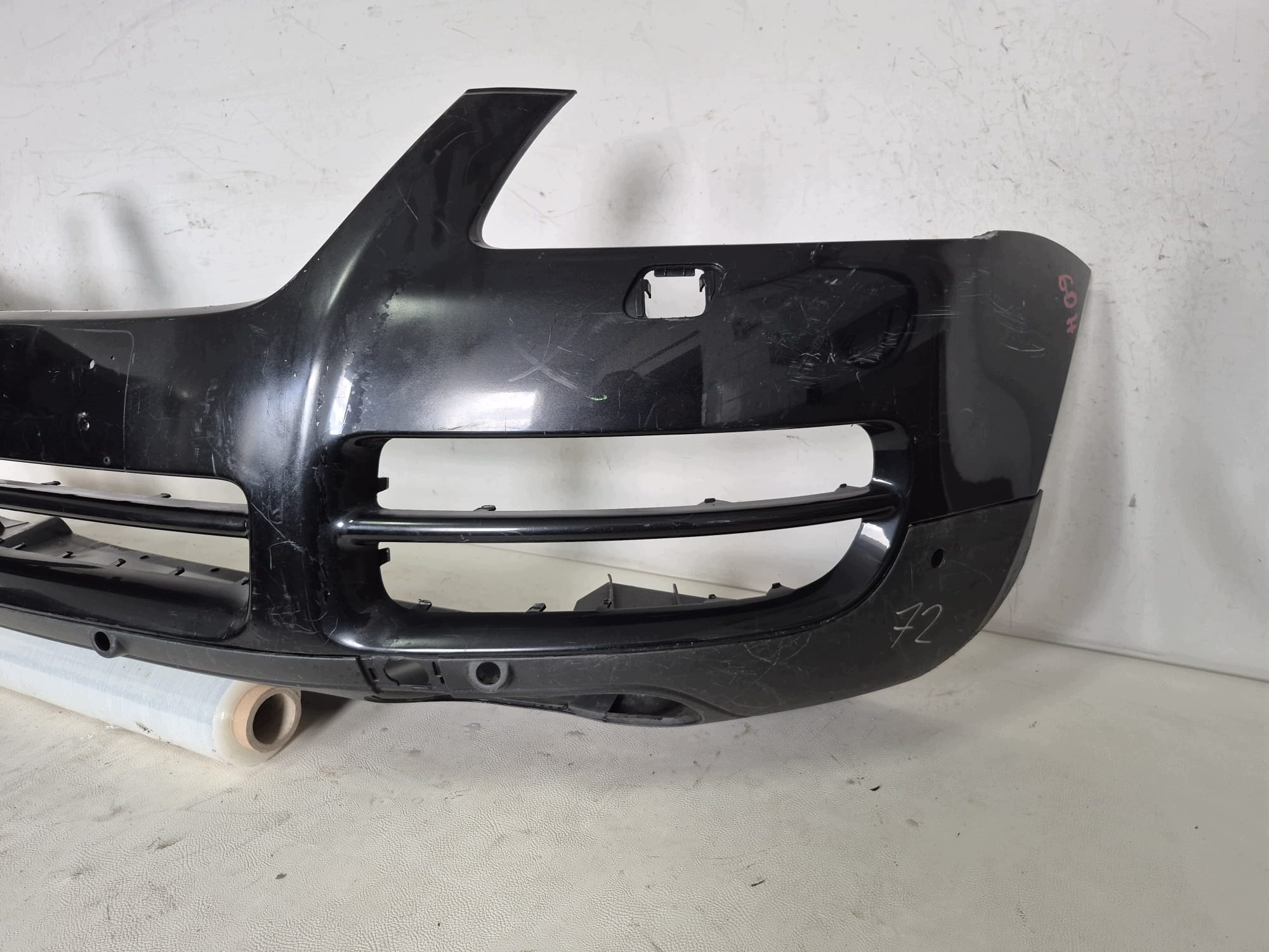 VW TOUAREG and 1 02-06 bumper front front washer PDC