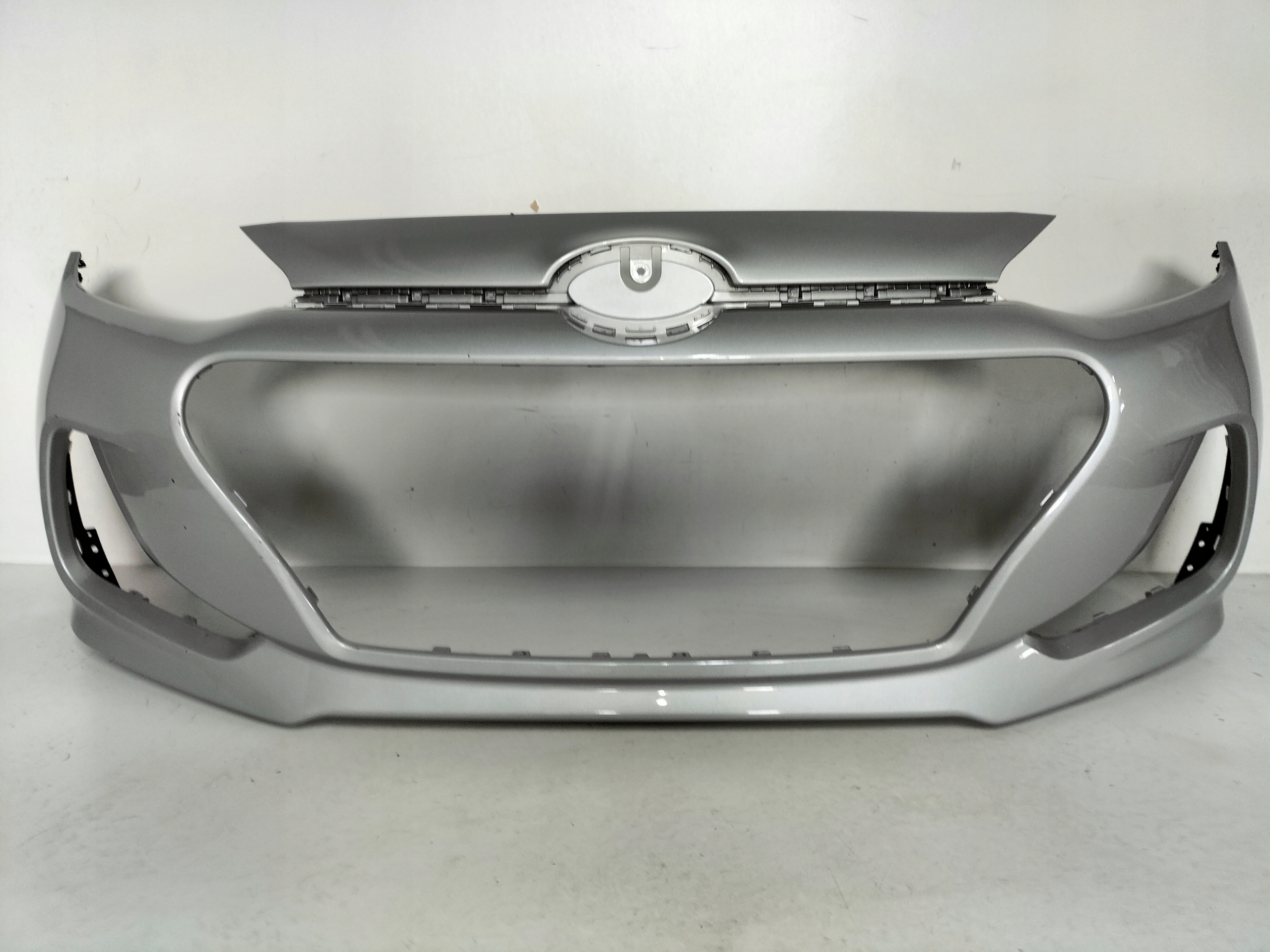 FRONTSTOSSSTANGE HYUNDAI I10 II LIFT 16