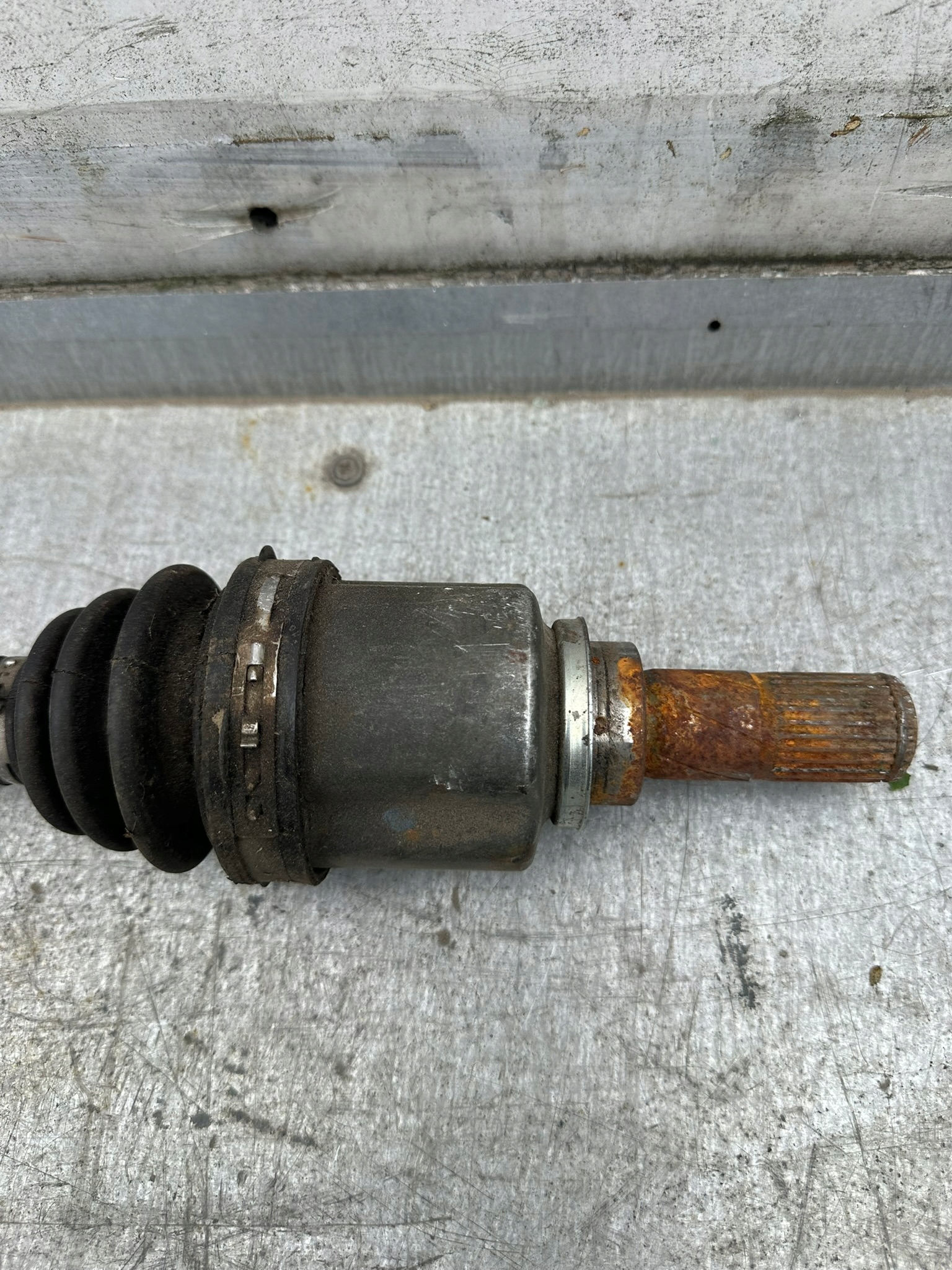 NISSAN MICRA K14 V semi-axis right 391005FF0A 1.0