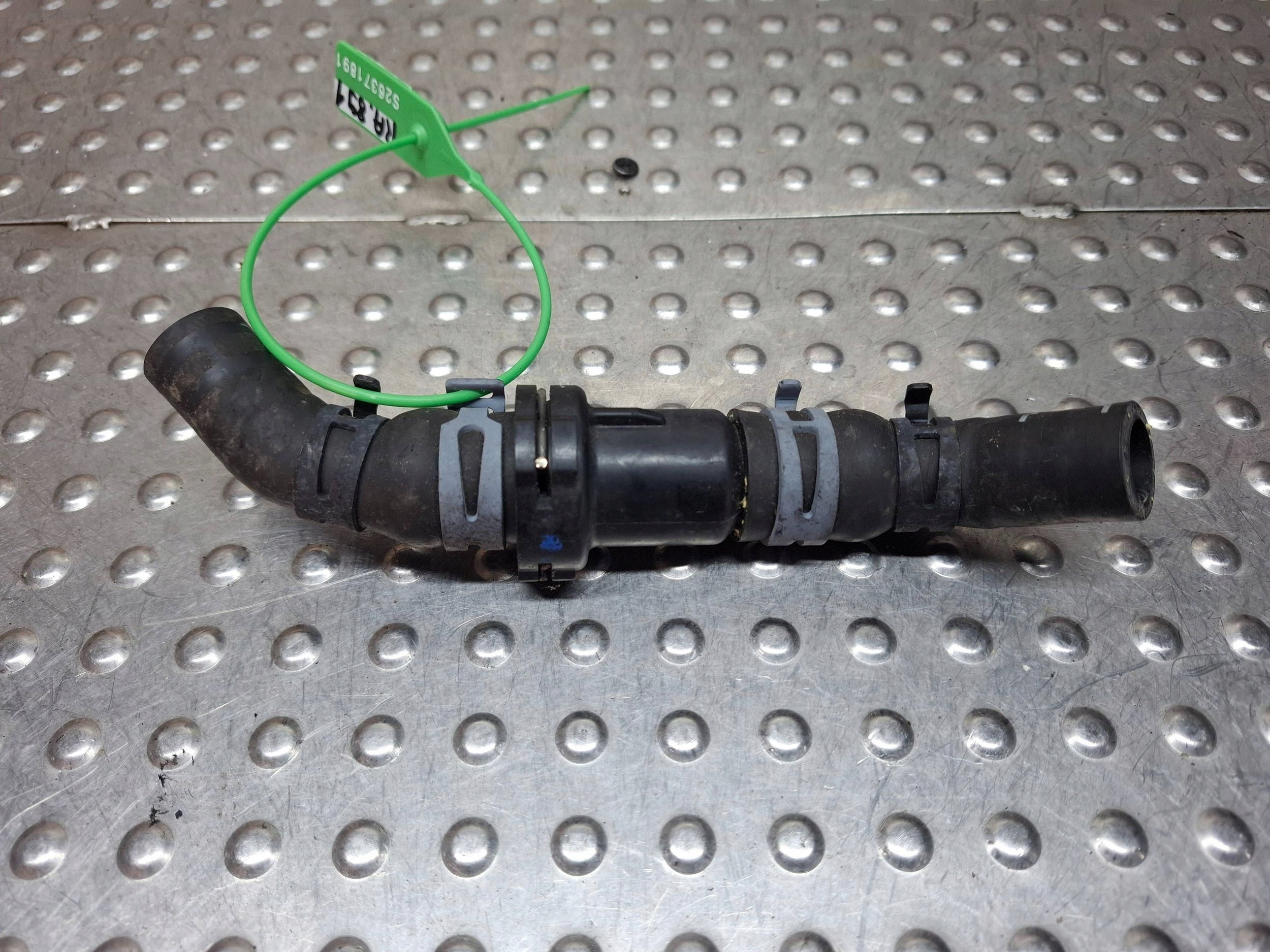 pipe hose wiring radiator 4G0122445A AUDI A6 C7
